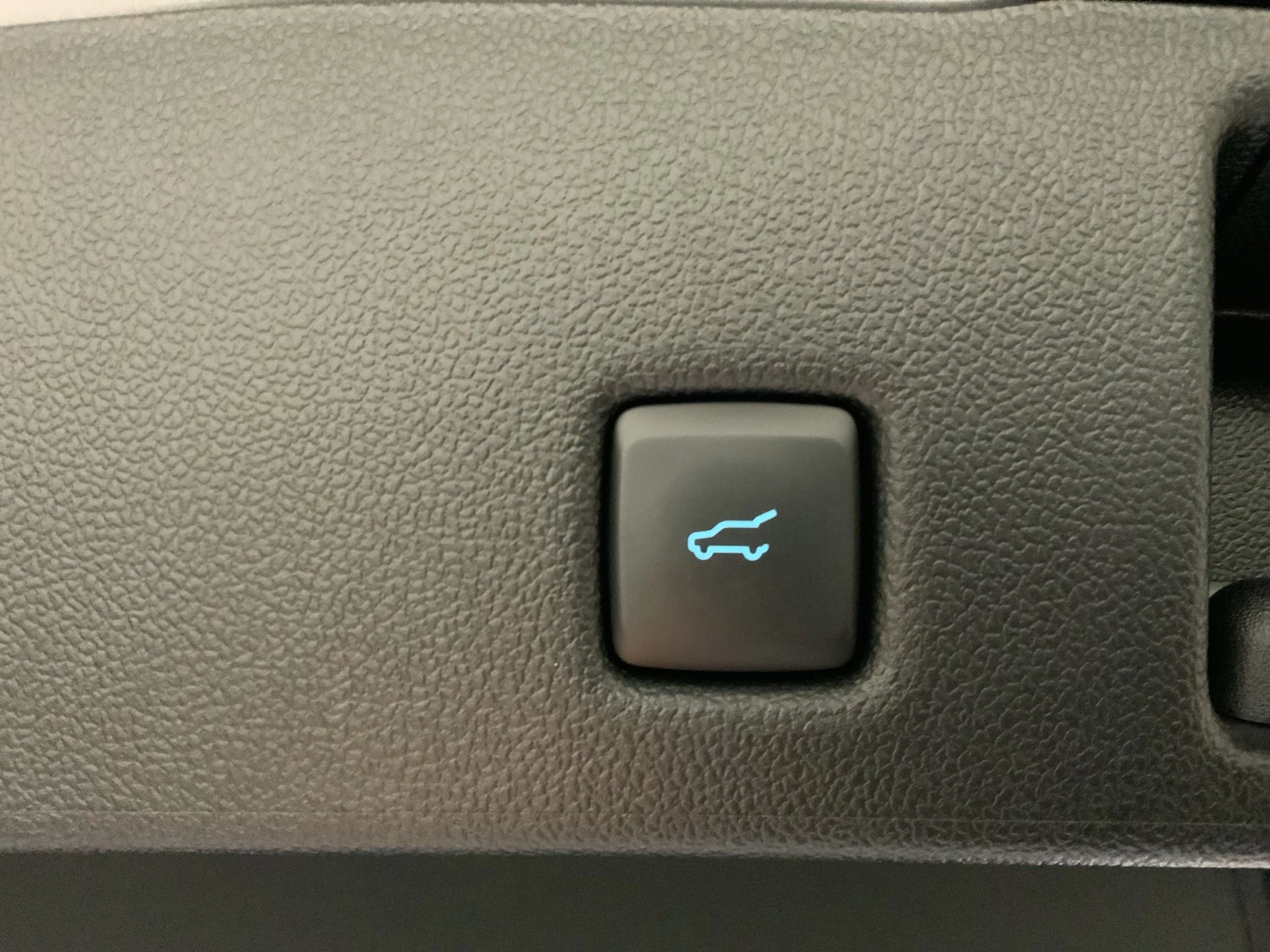 Ford Kuga ST-Line X*PANO*AHK*KAM*ACC*NAVI*SOUND-SYS.