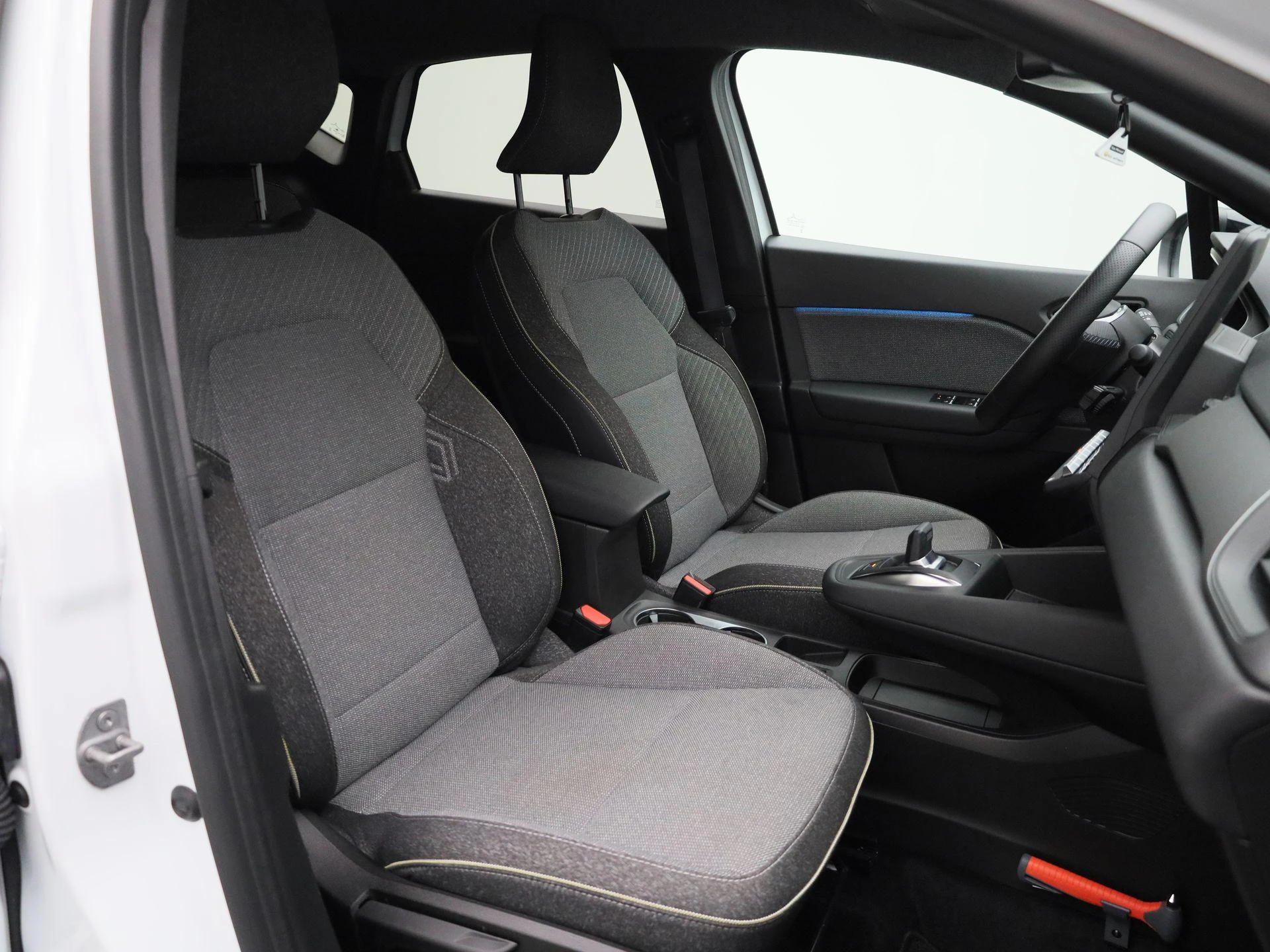 Renault-Captur-image-30
