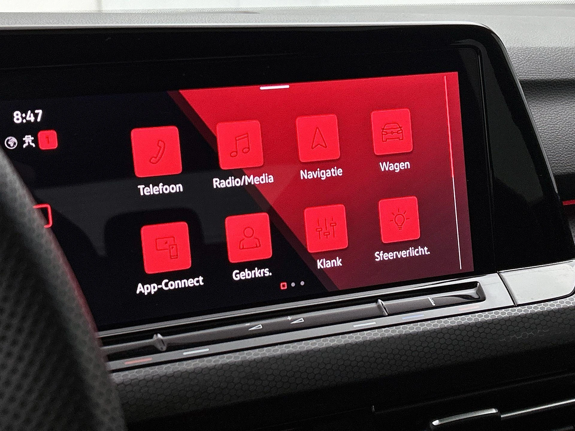 Volkswagen-Golf-image-12