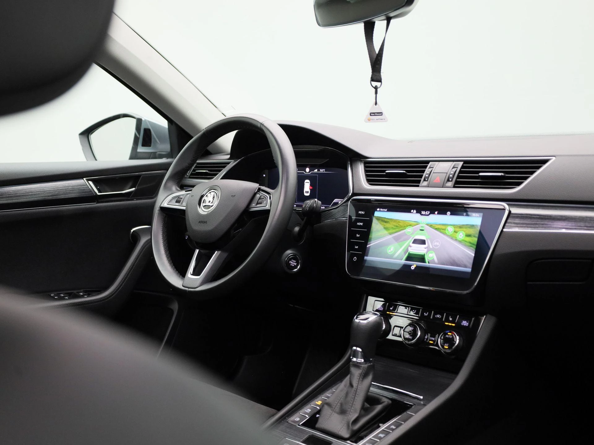 Škoda Superb Combi 1.4 TSI iV Business Edition