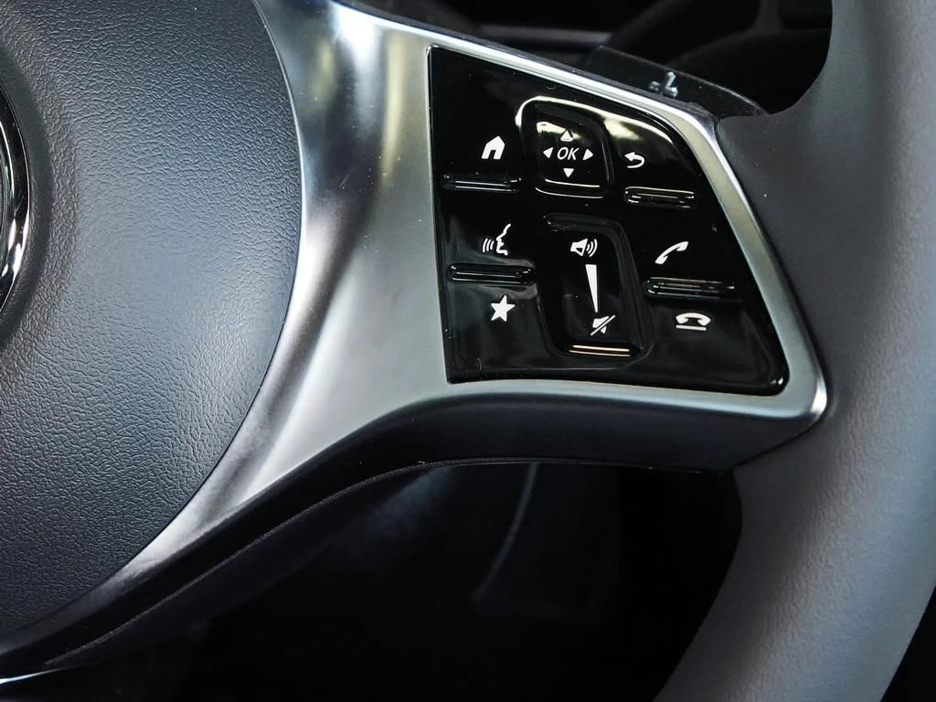 Mercedes-Benz-GLC 200 d-image-8