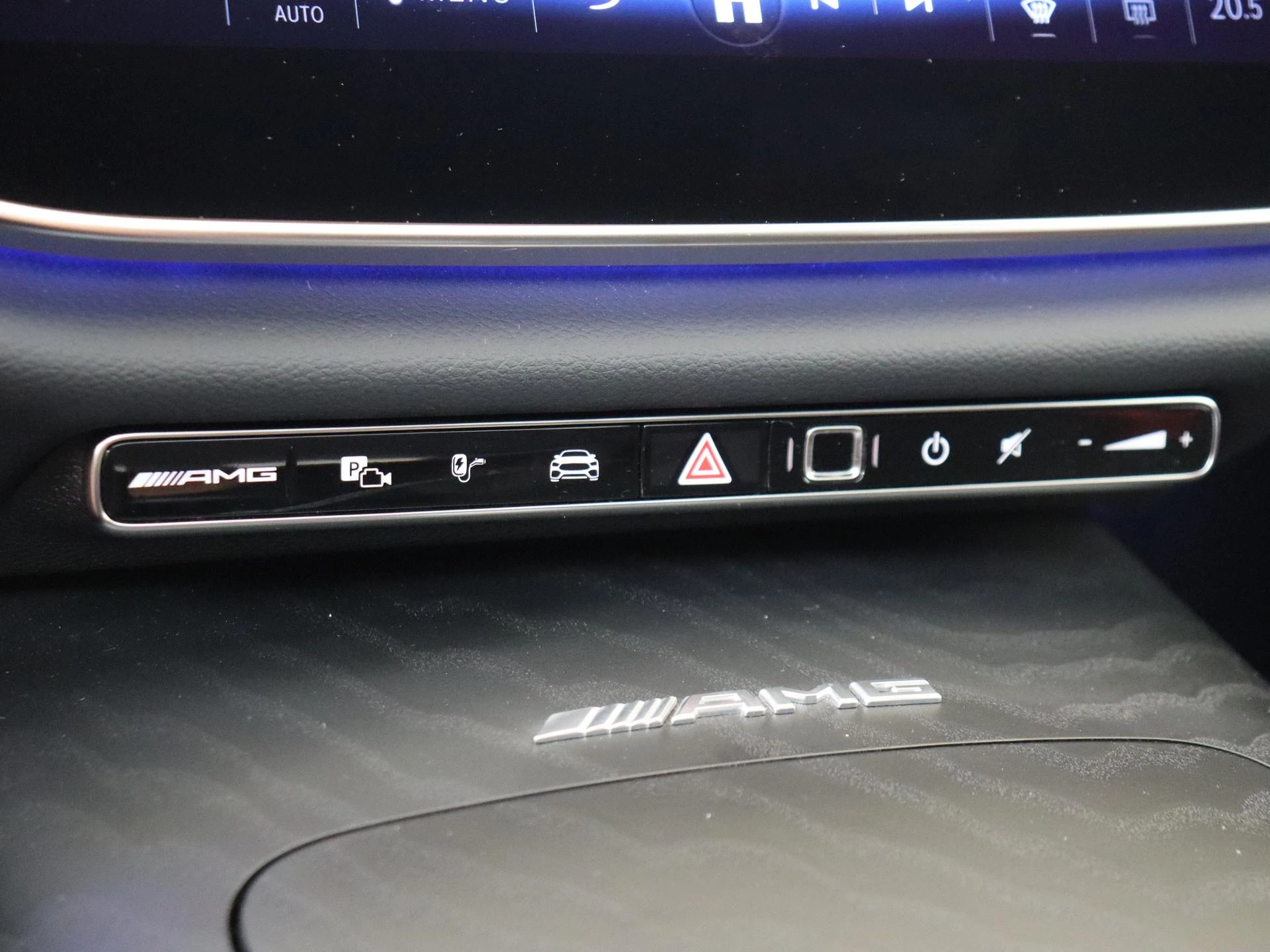 Mercedes-Benz-E-Klasse-image-30