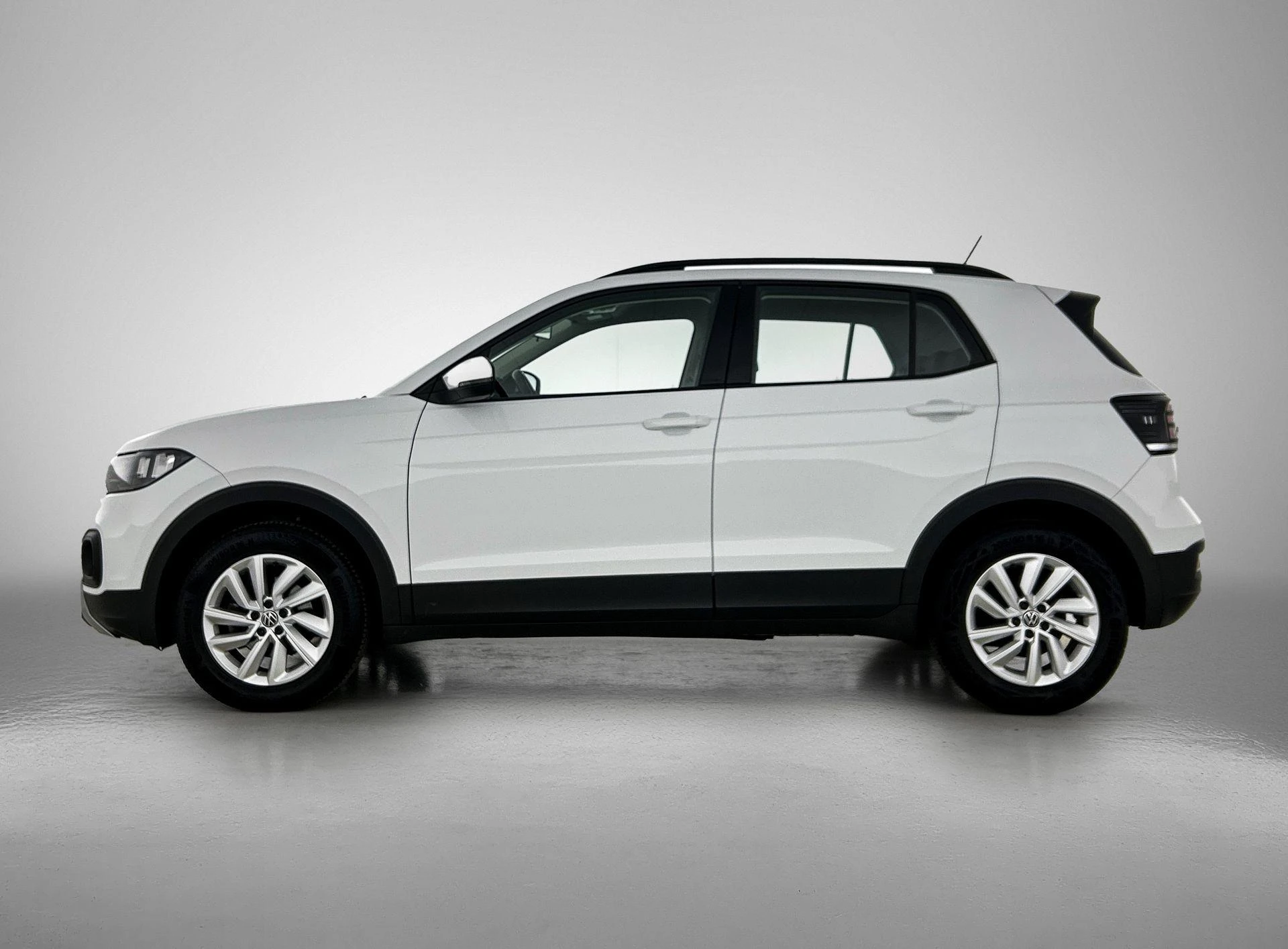Volkswagen-T-Cross-image-1
