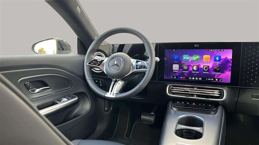 Mercedes-Benz-CLA-image-12
