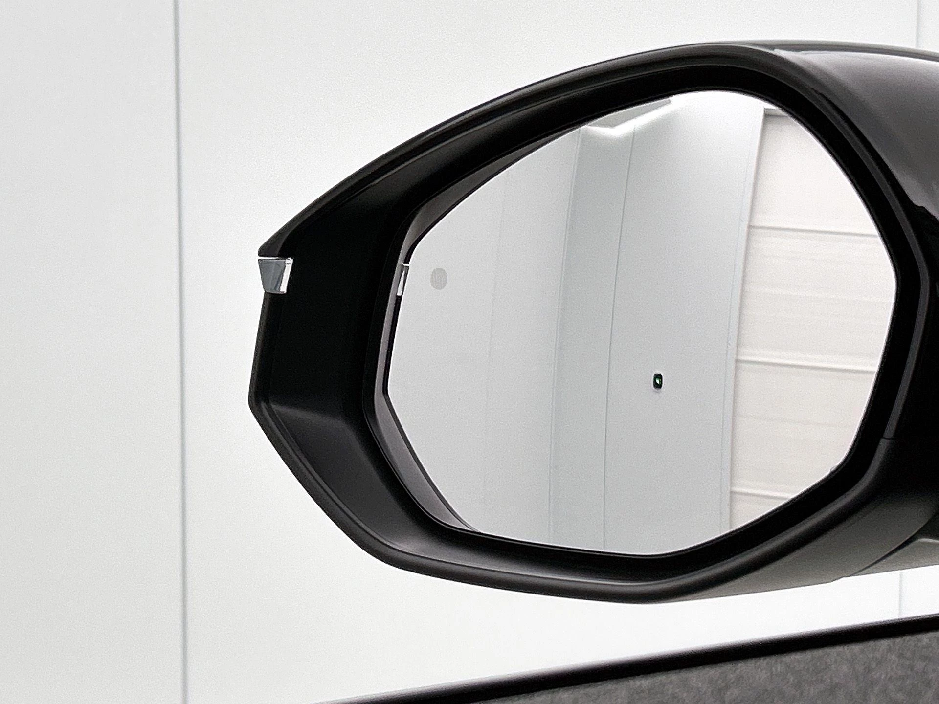 Opel-Grandland-image-8