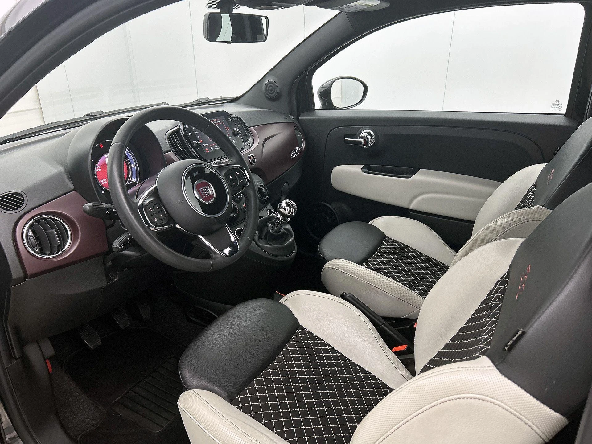 Fiat 500C 1.0 Hybrid Star
