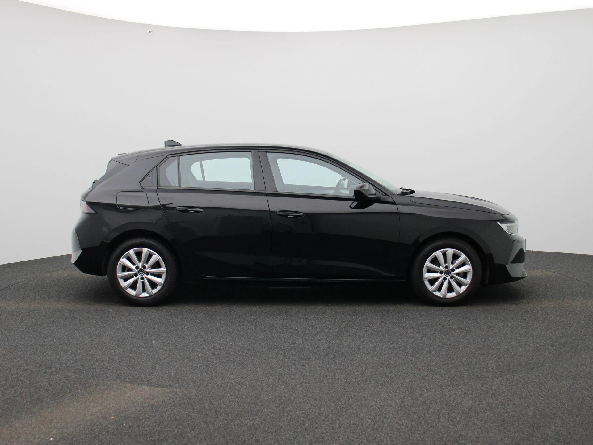 Opel-Astra-image-5