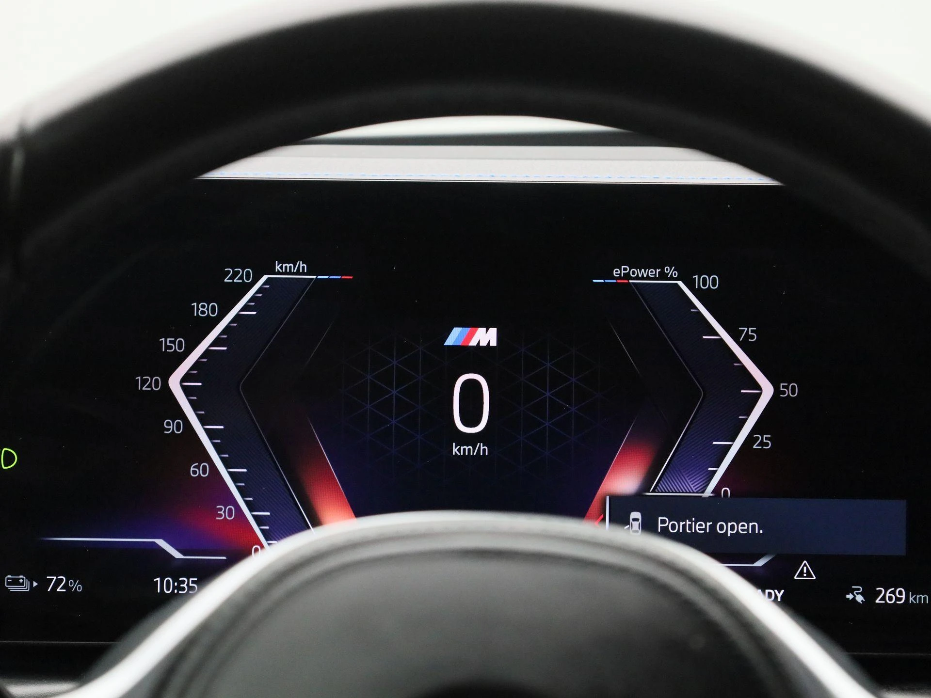 BMW-i4-image-7