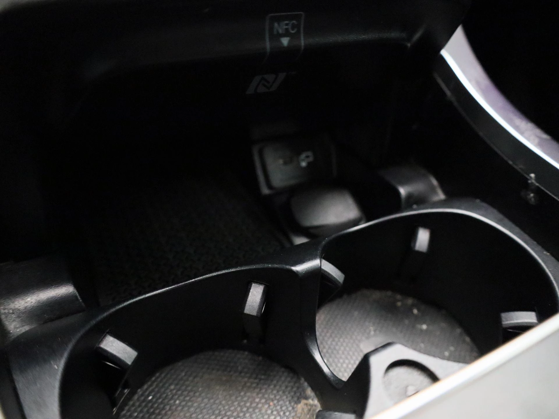 Mercedes-Benz-E-Klasse-image-29