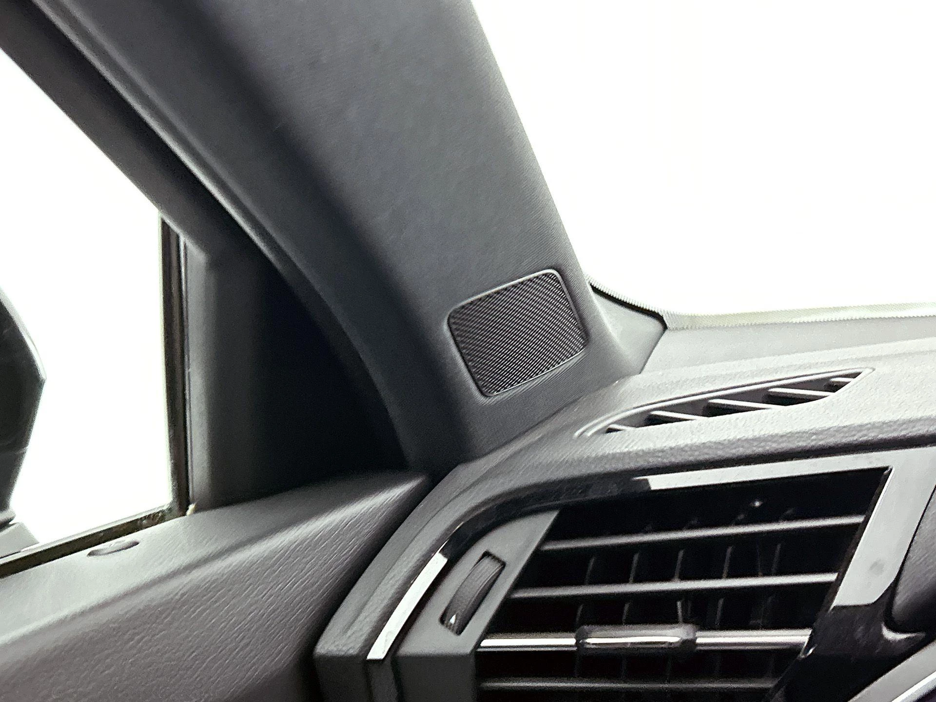 Audi-Q3-image-13