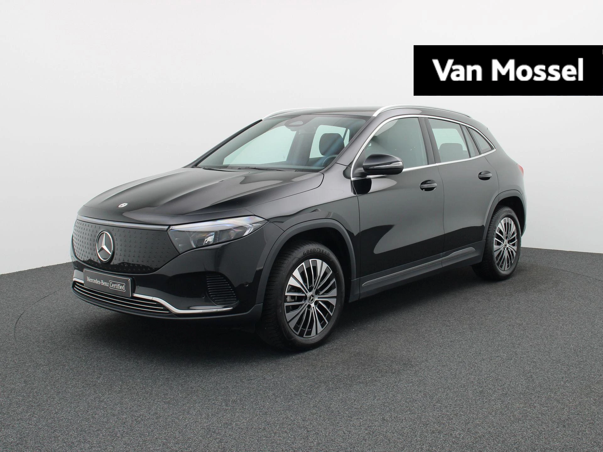 Mercedes-Benz-EQA-image-0