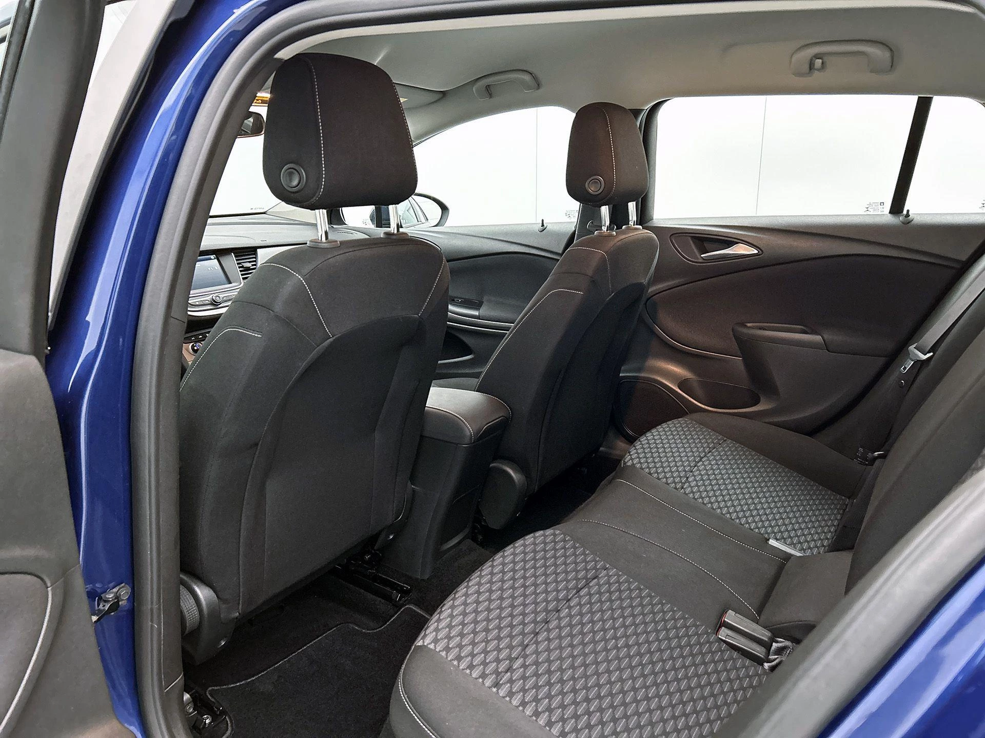 Opel Astra Sports Tourer 1.2 Business Edition