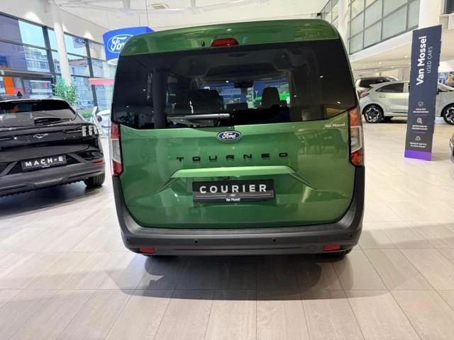 Ford-Tourneo Courier-image-5