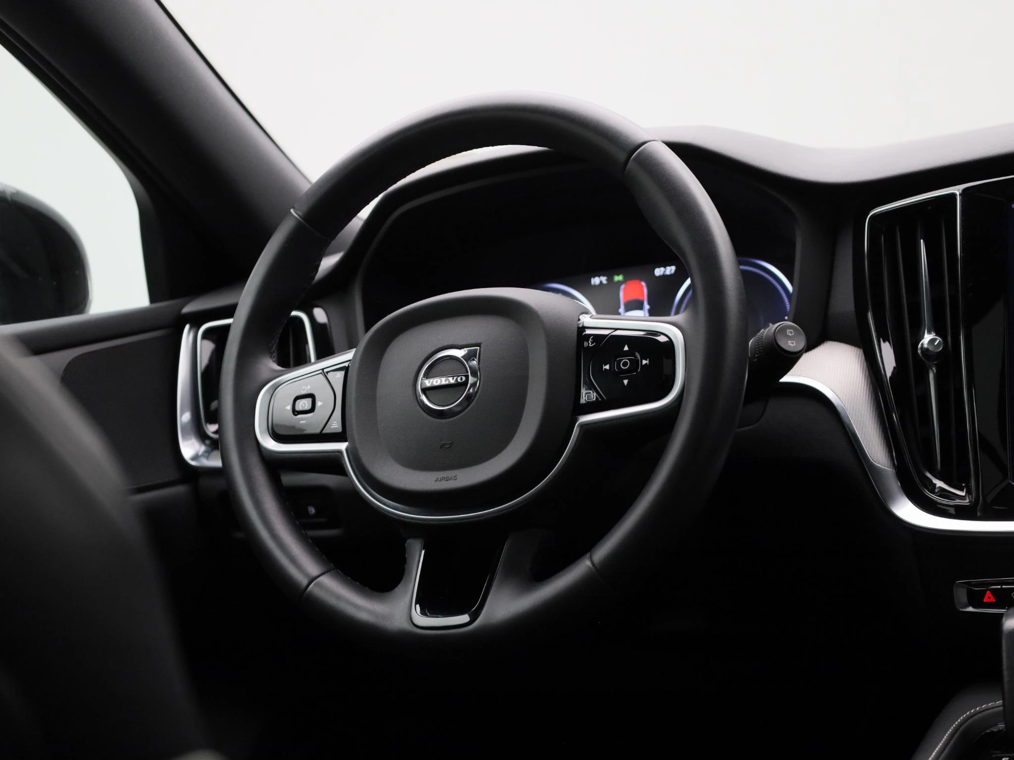 Volvo-V60-image-40