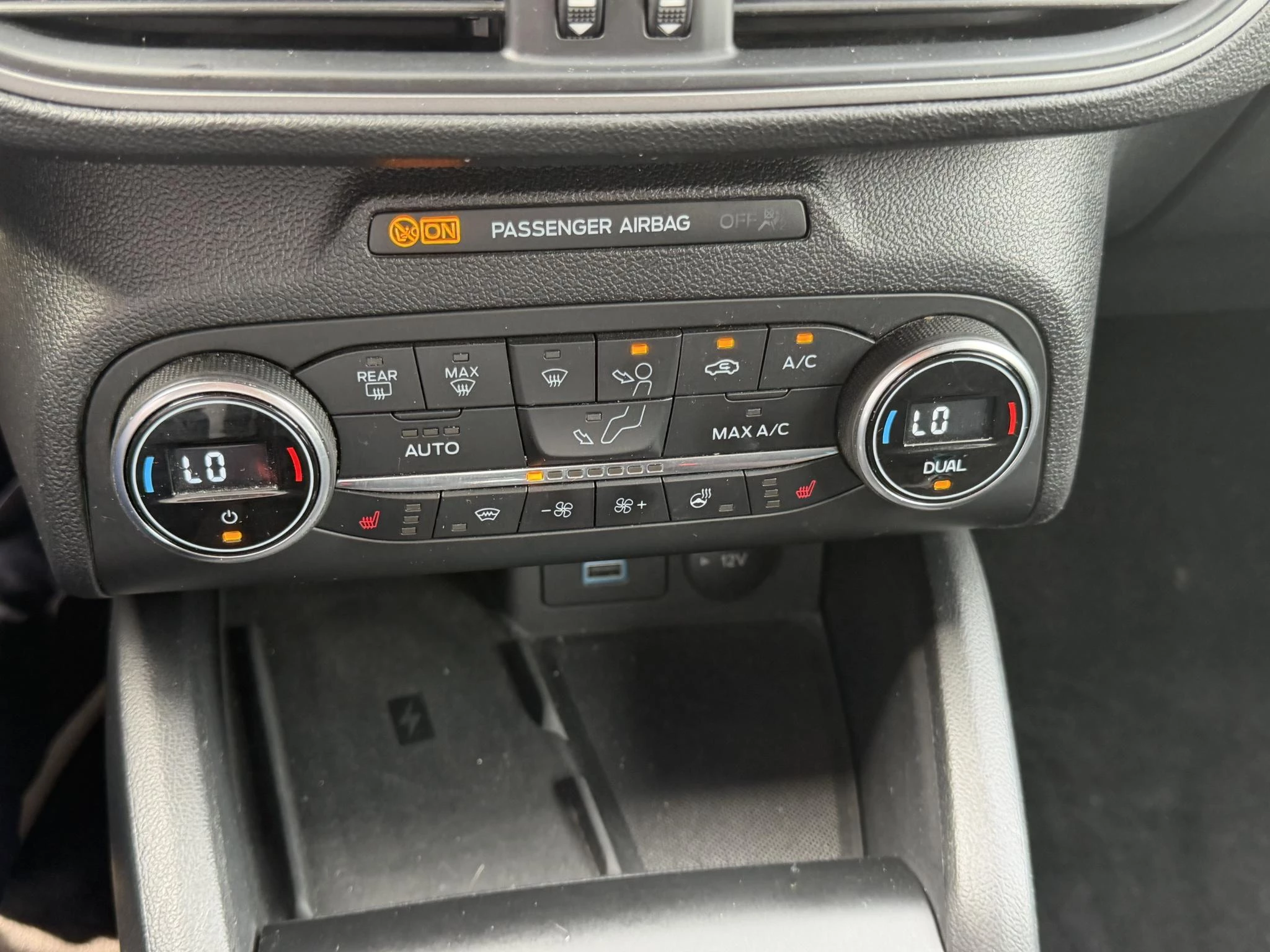 Ford Focus Wagon 1.0 EcoBoost Hybrid ST Line