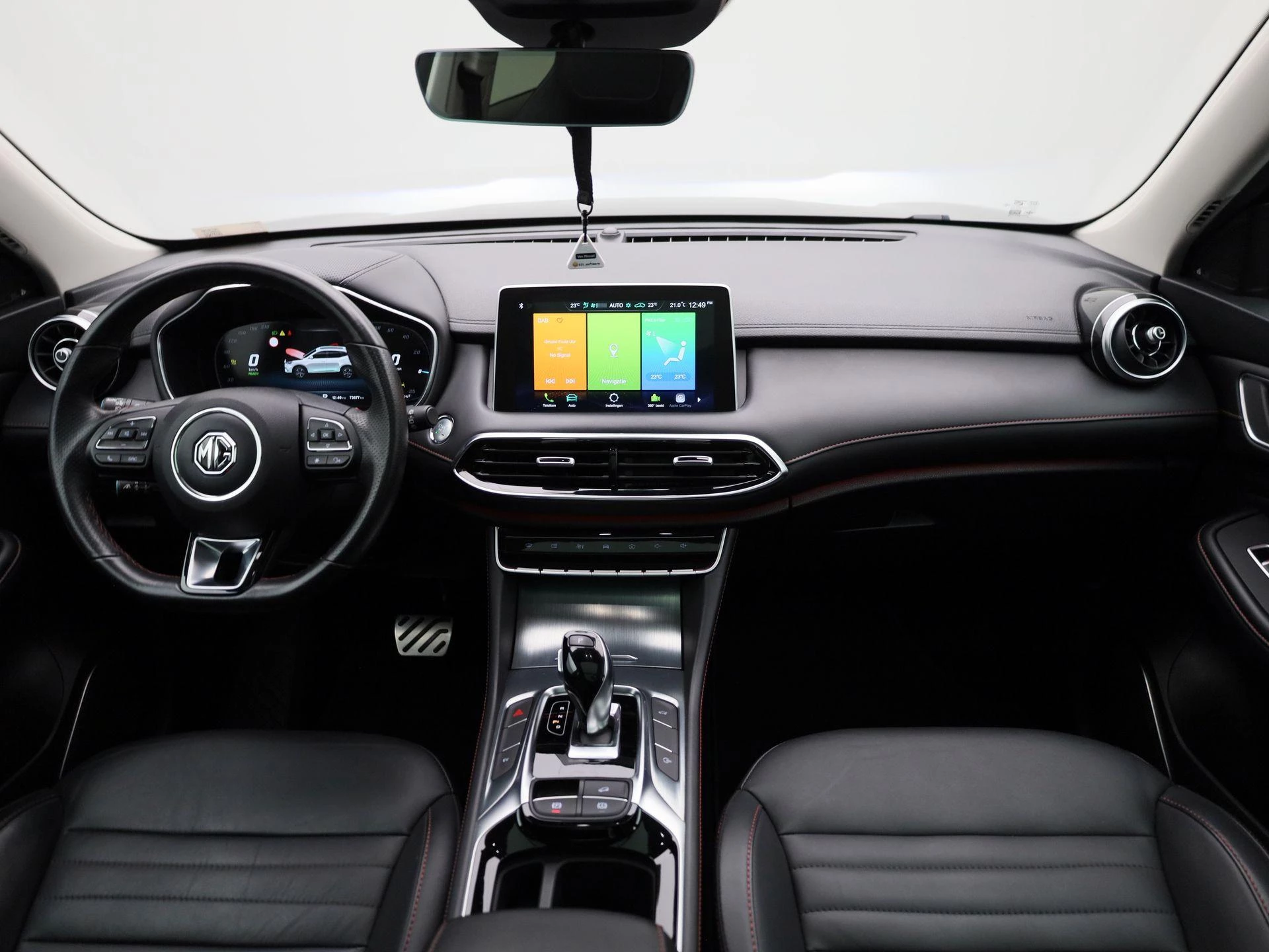 MG EHS 1.5T Luxury
