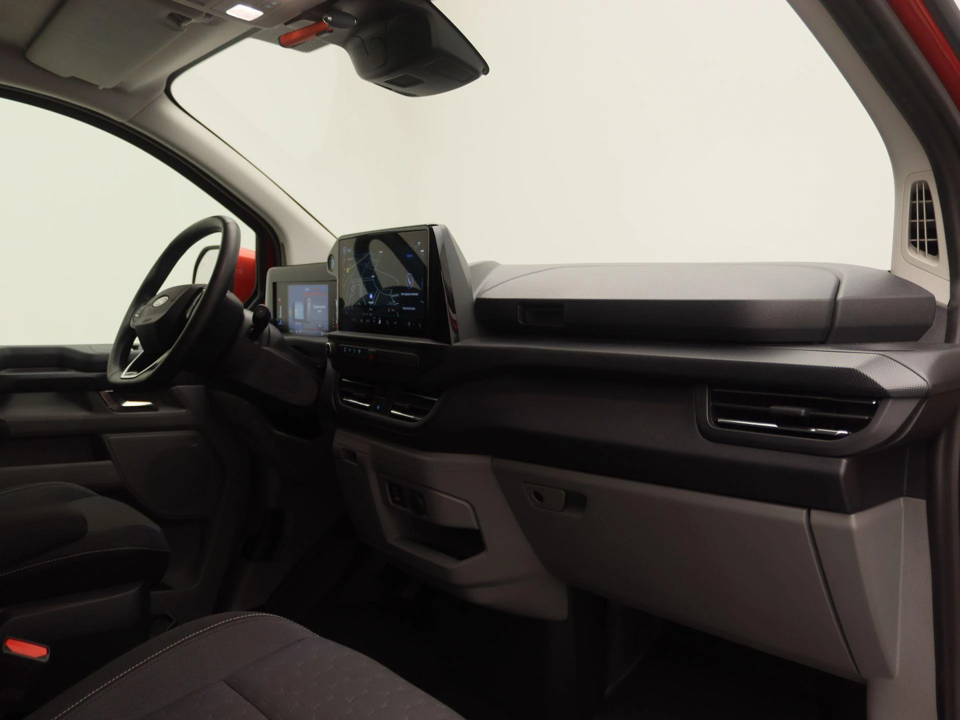 Ford-Transit Custom-image-19