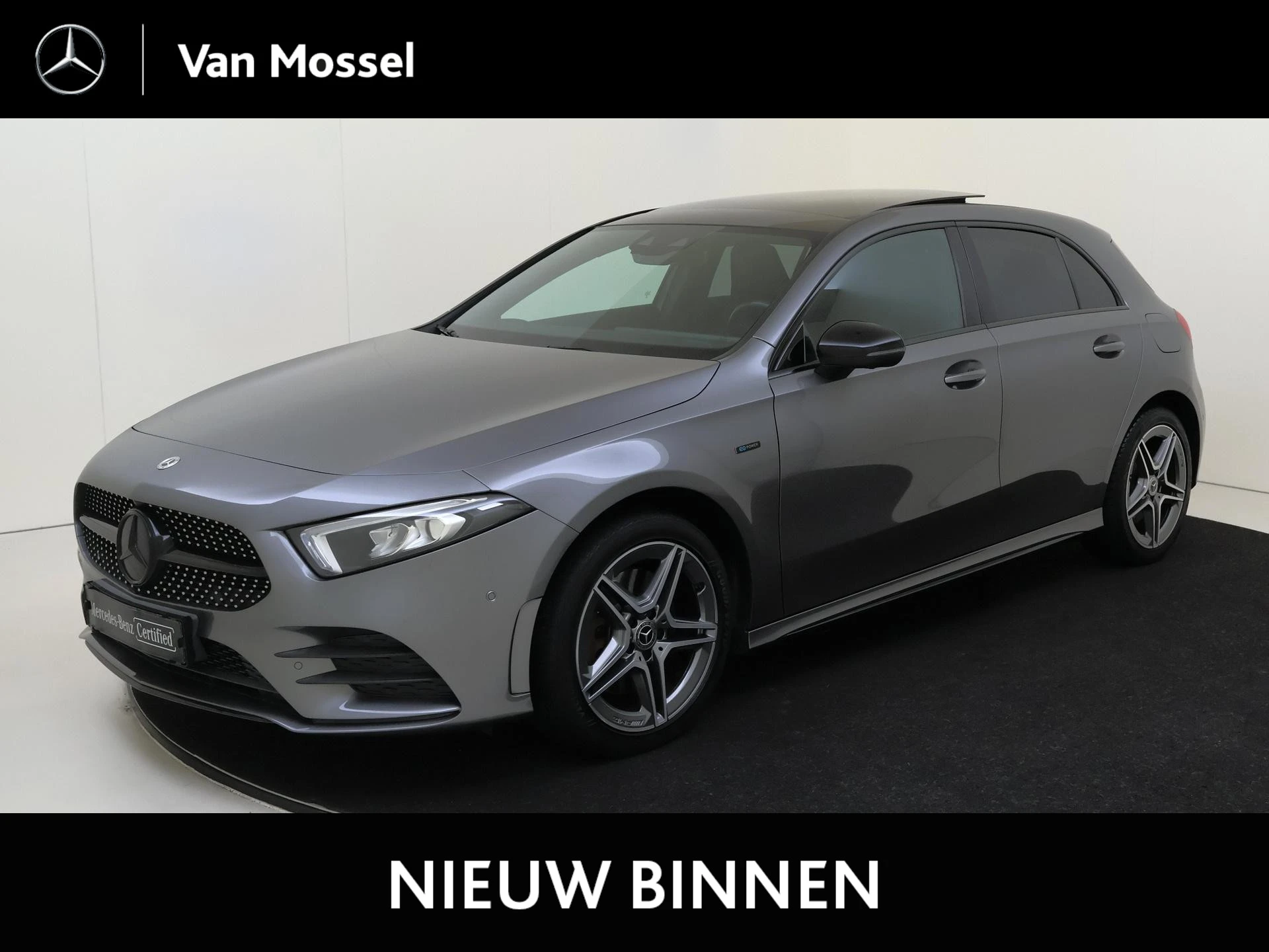 Mercedes-Benz-A-Klasse-image-0