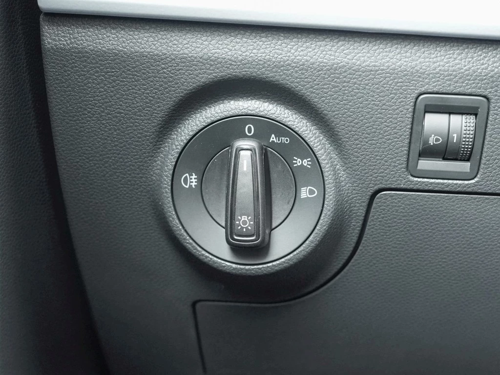 SEAT-Ibiza-image-18