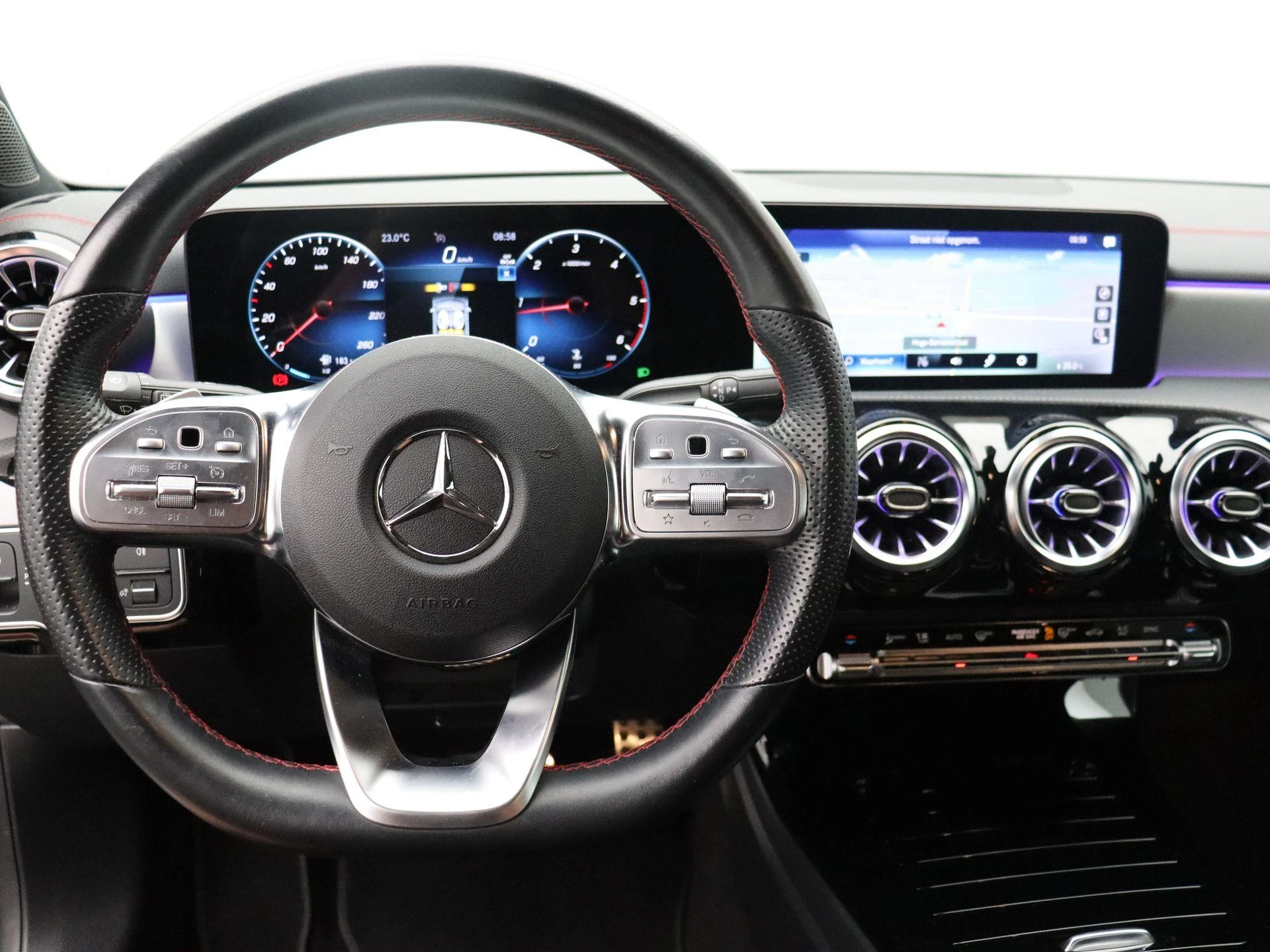 Mercedes-Benz CLA 180 d AMG Line Shooting Brake