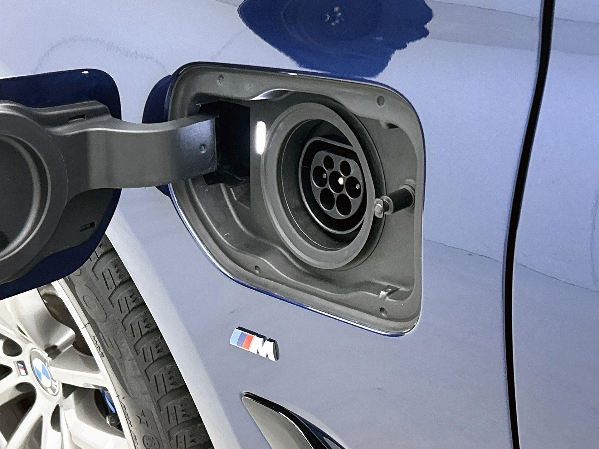BMW-5 Serie-image-9