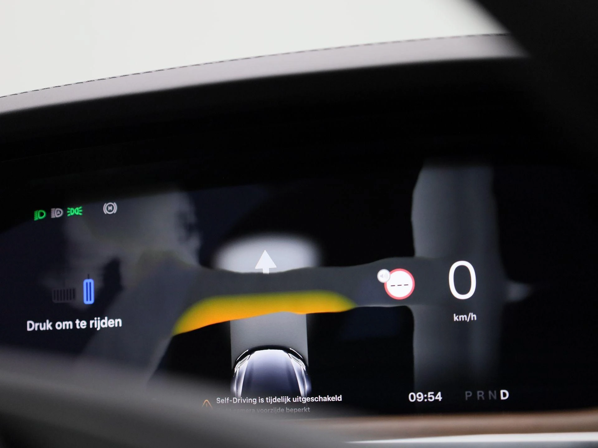 Tesla-Model S-image-18