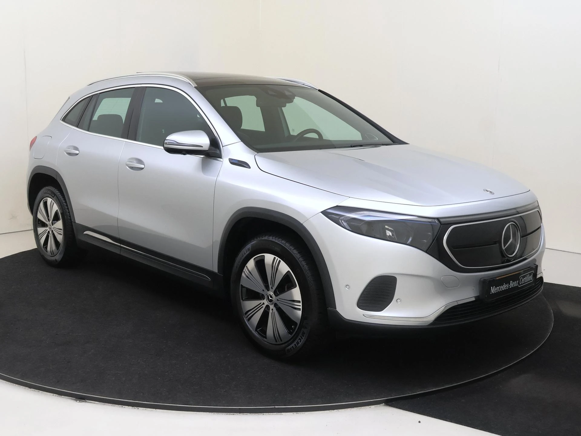 Mercedes-Benz-EQA-image-1