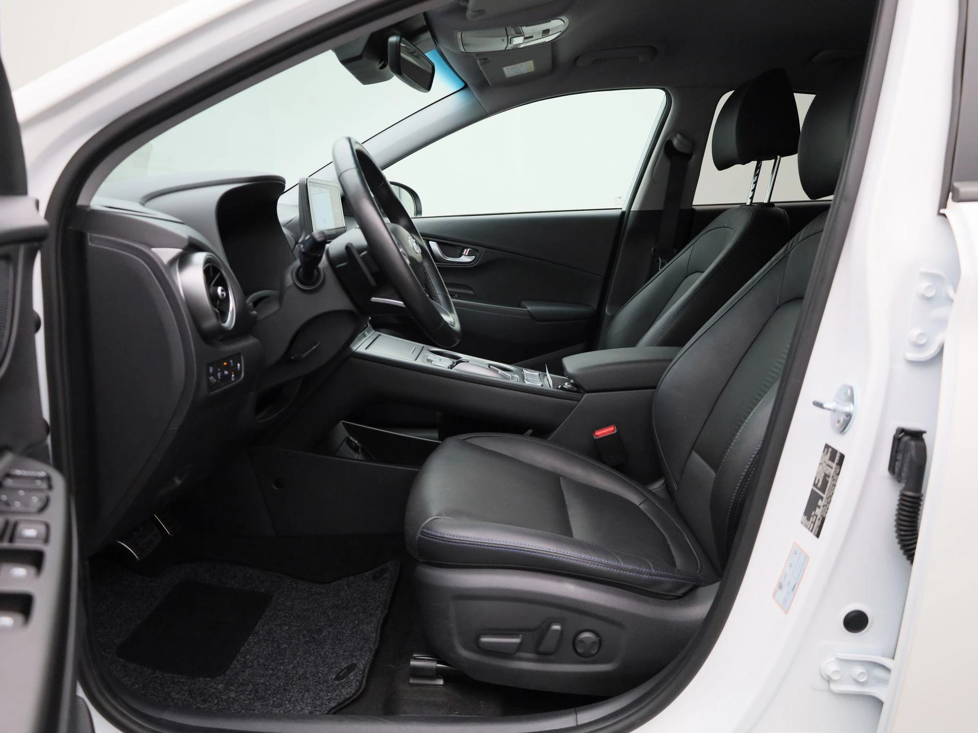Hyundai-Kona-image-12
