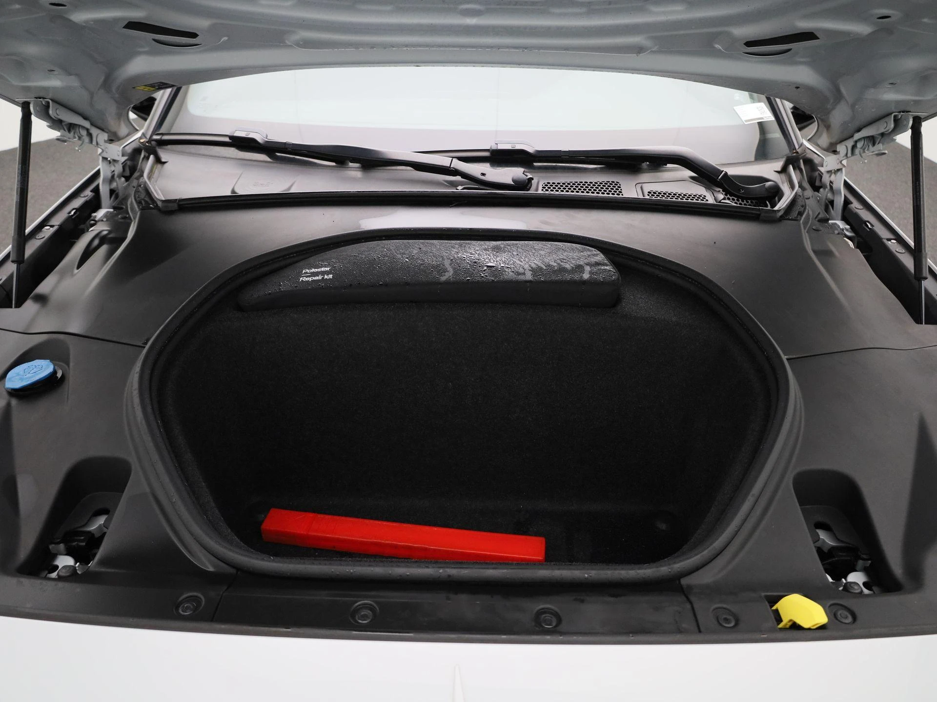 Polestar-2-image-37