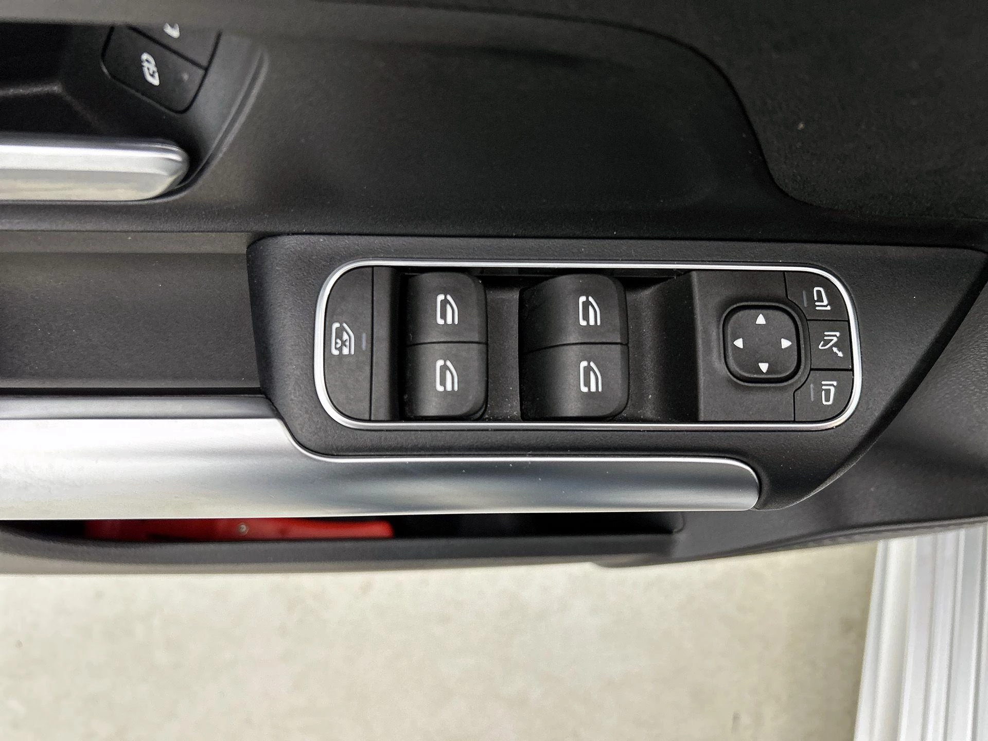 Mercedes-Benz-B-Klasse-image-36