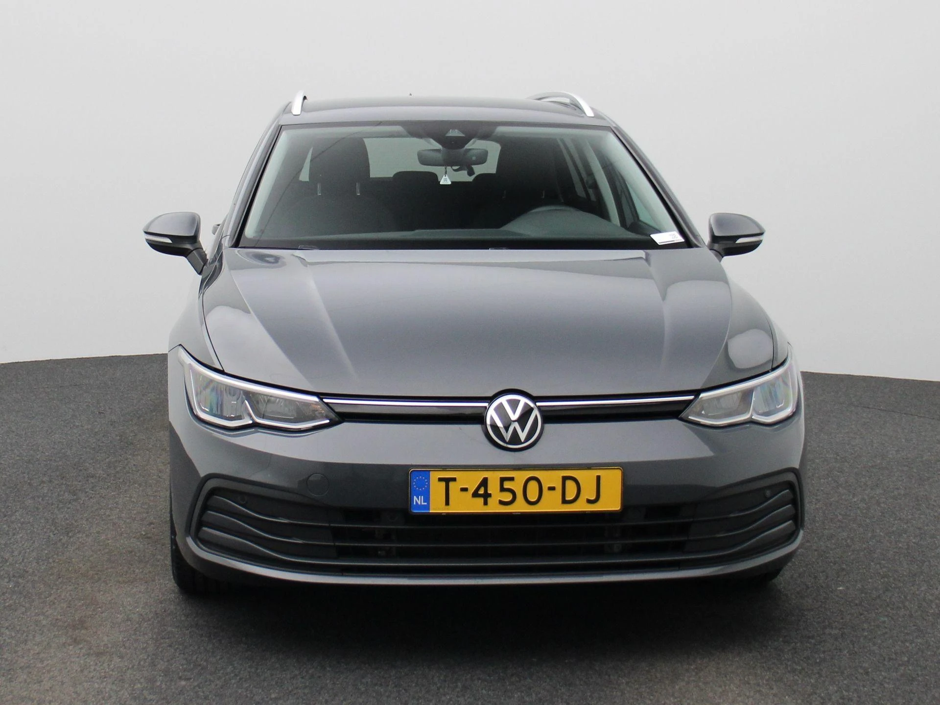 Volkswagen-Golf-image-2