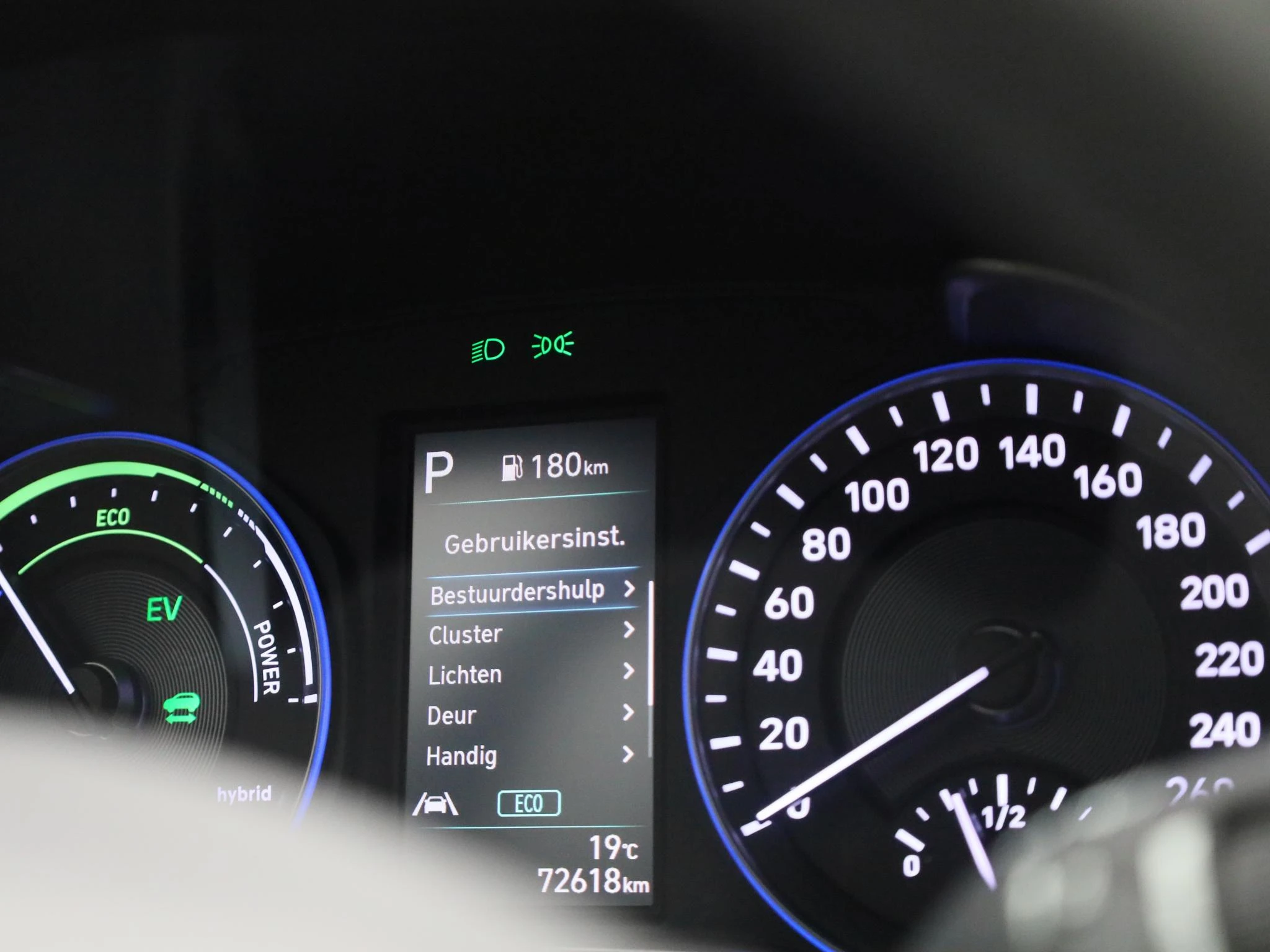 Hyundai-Kona-image-21