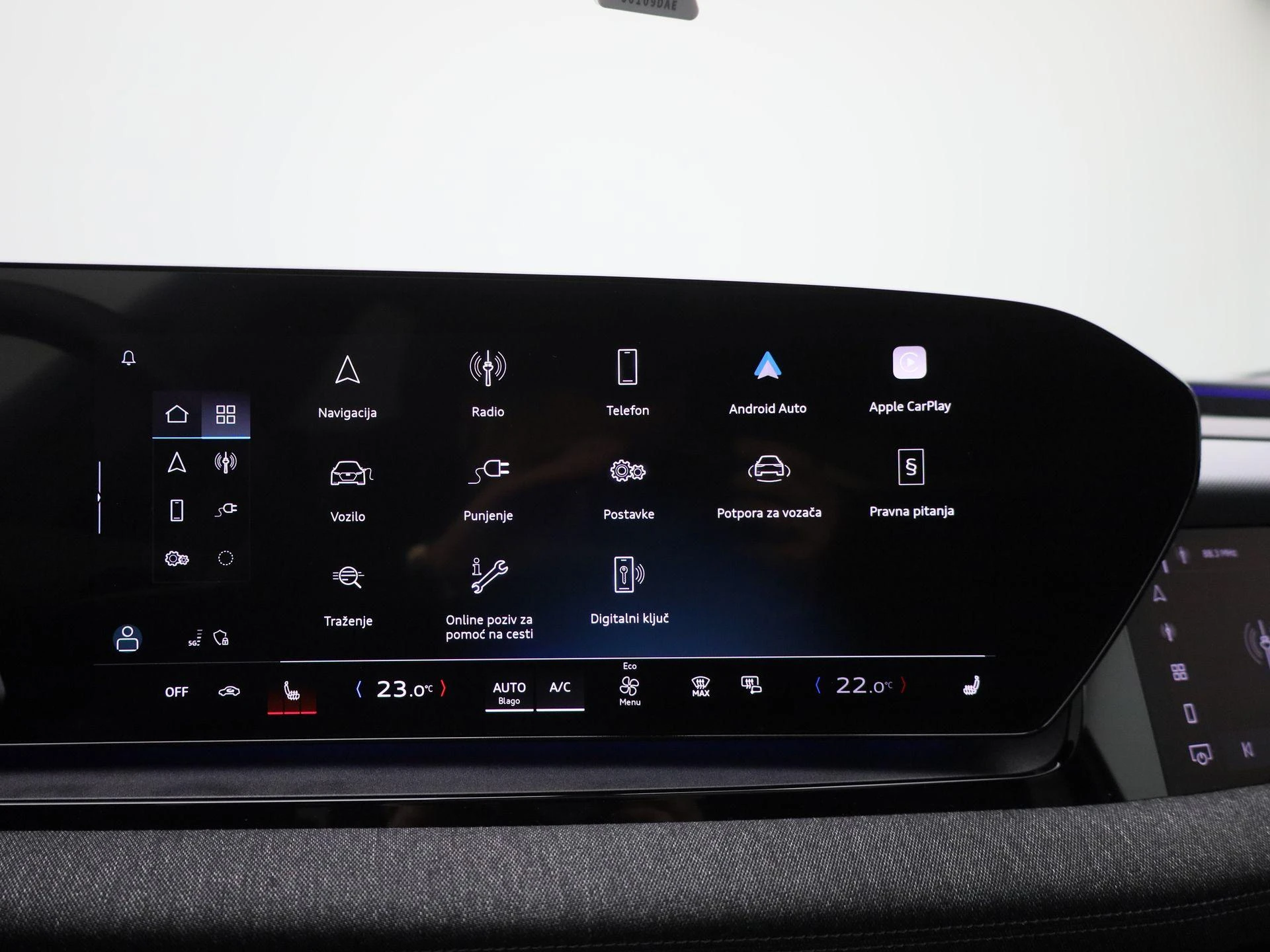 Audi-Q6 e-tron-image-32
