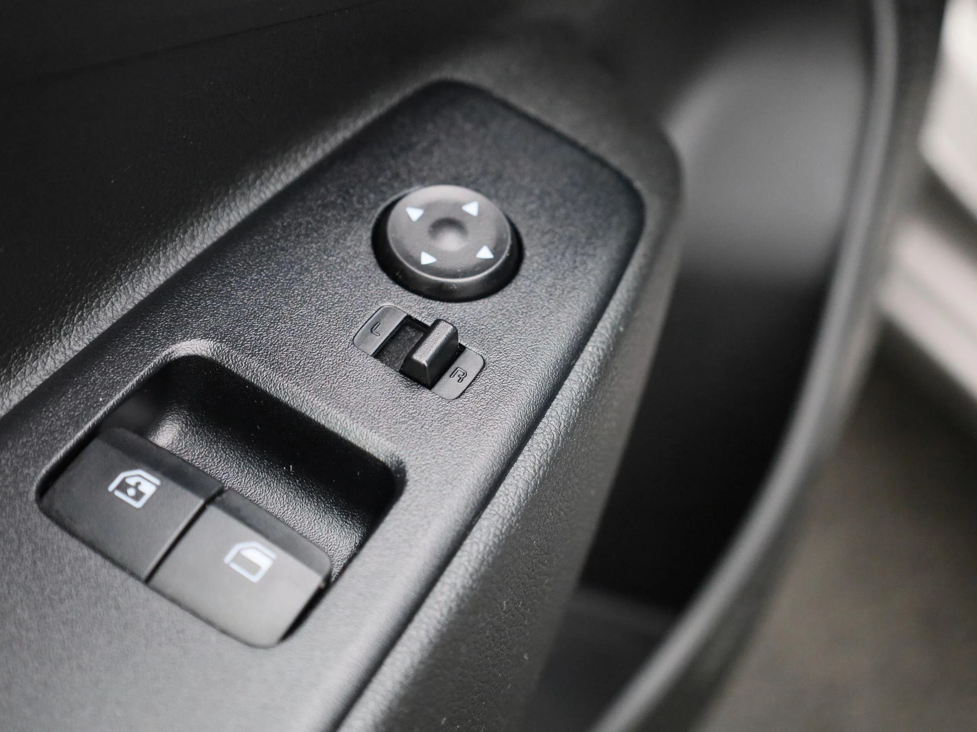 Hyundai-i10-image-27