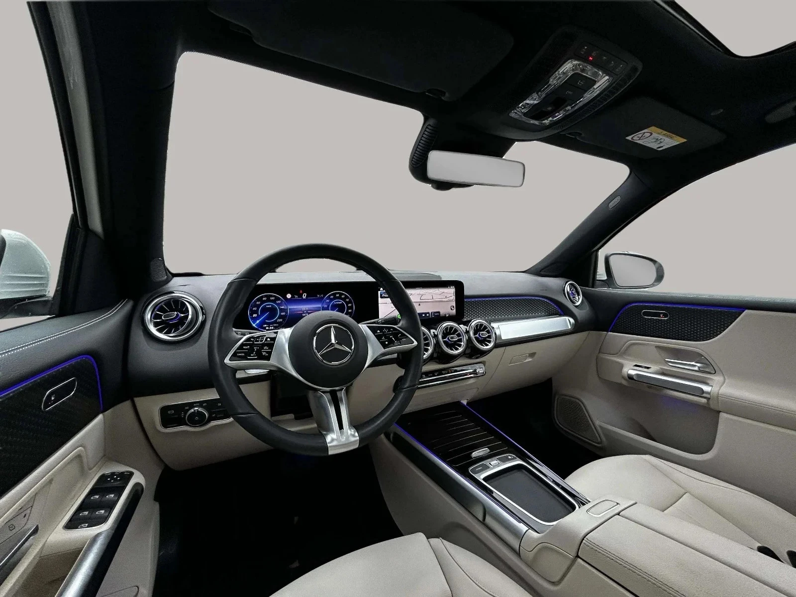 Mercedes-Benz-EQB-image-15