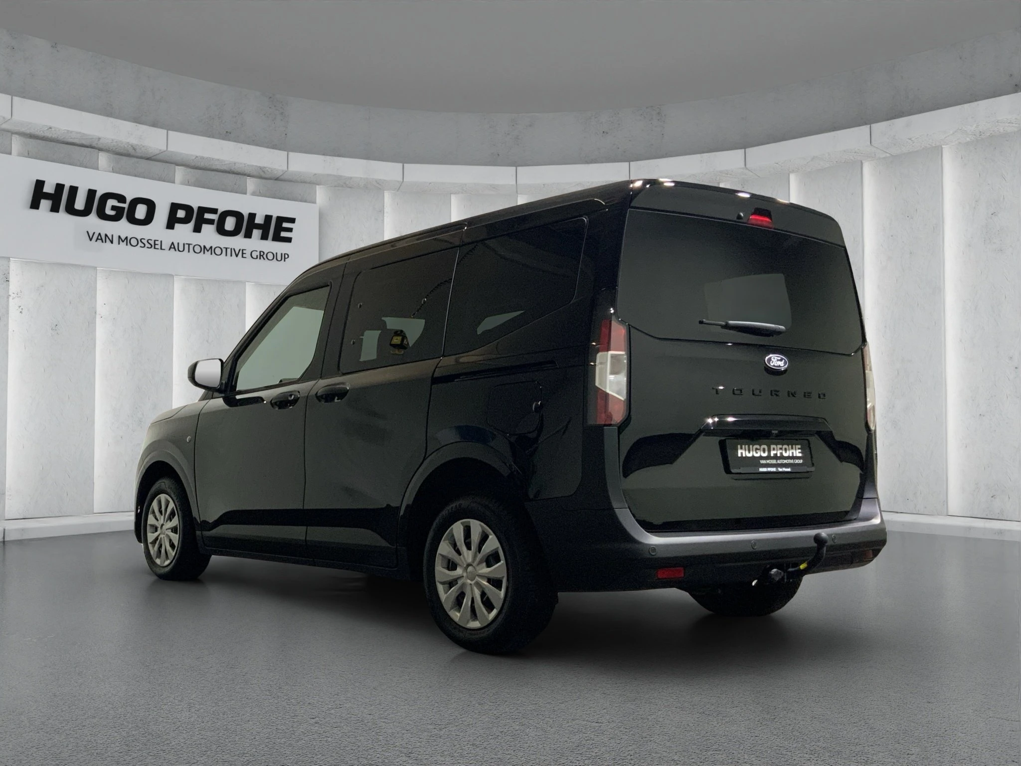 Ford-Tourneo Courier-image-2