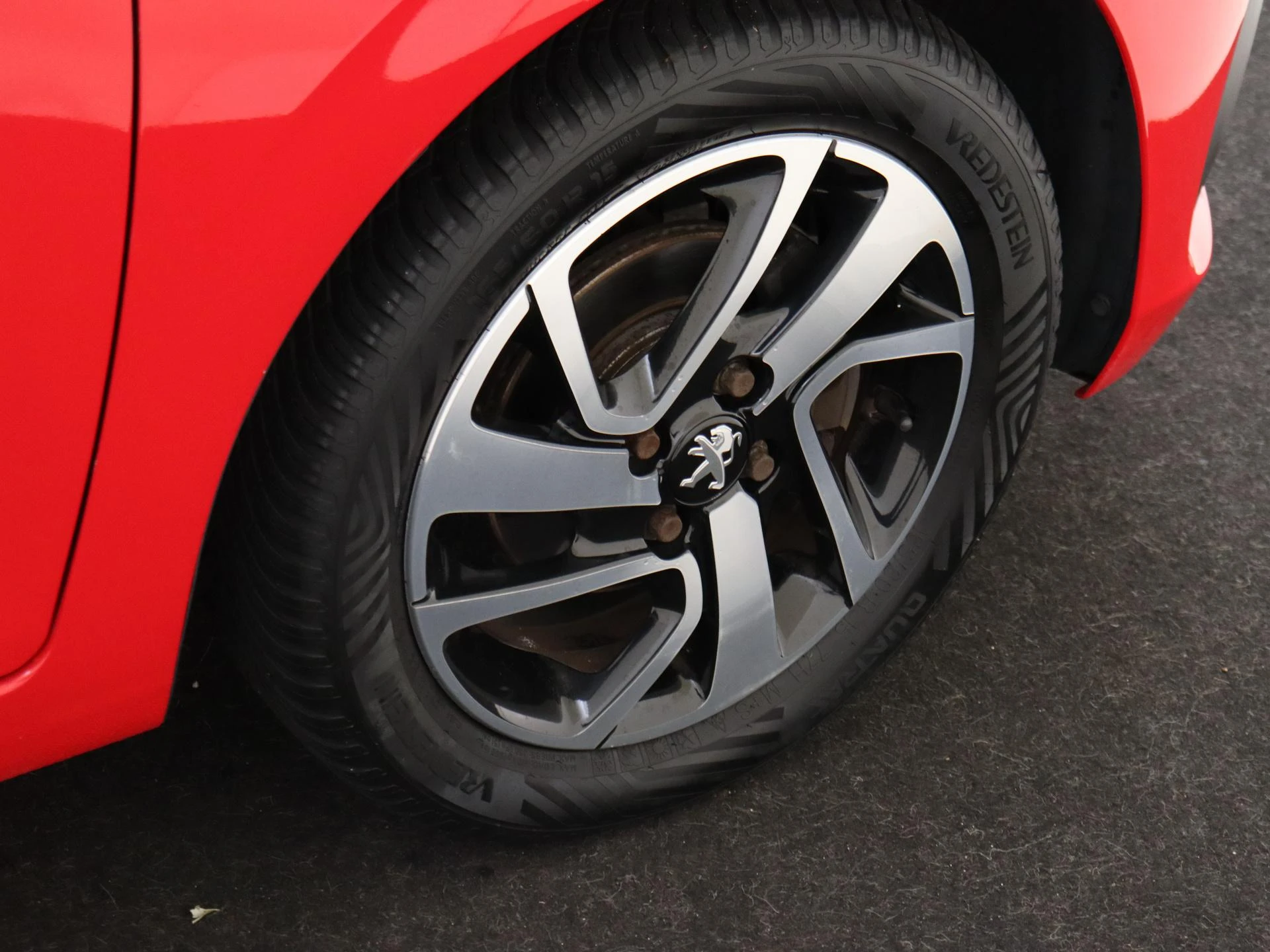 Peugeot-108-image-25