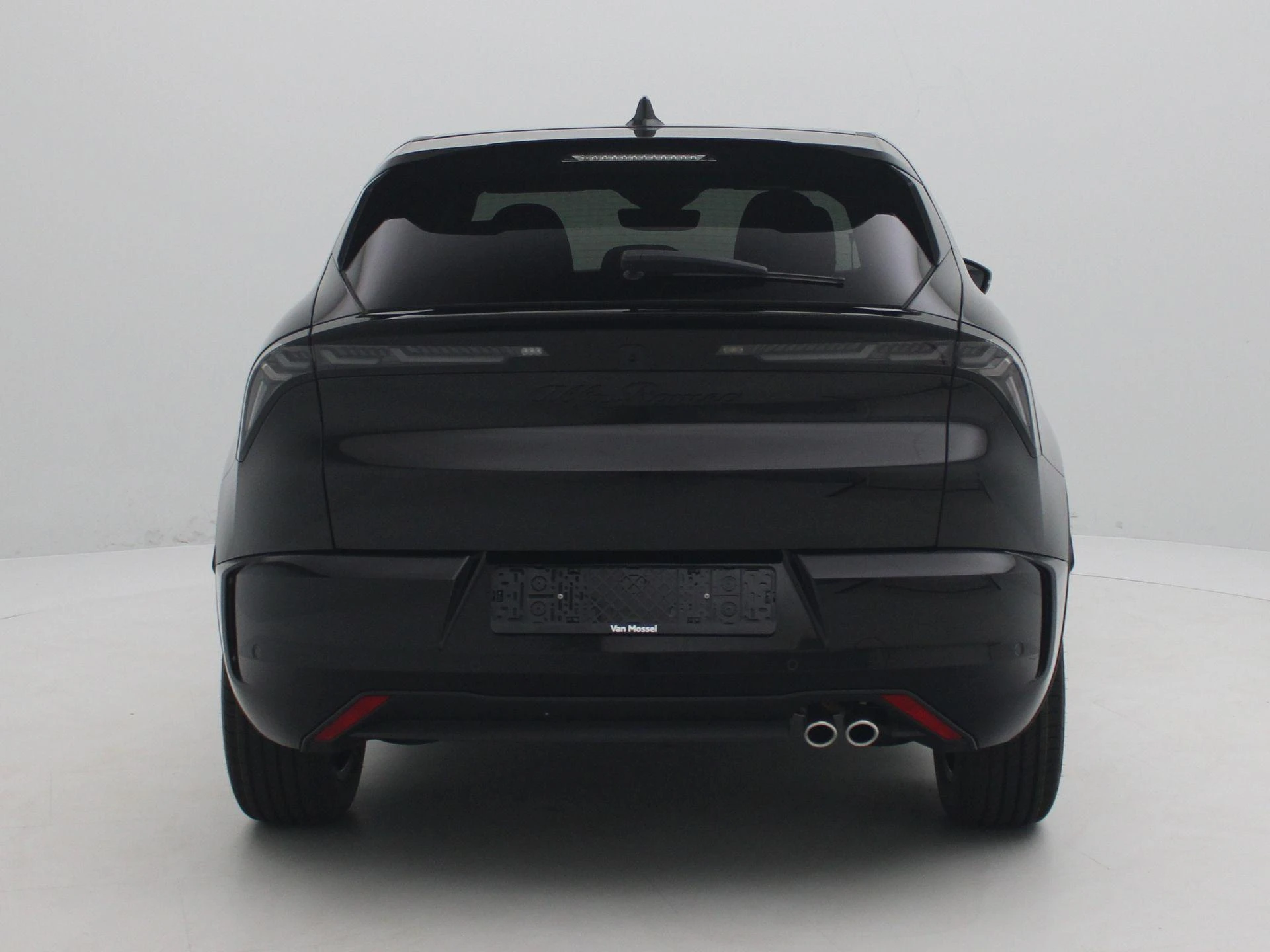 Alfa Romeo-Junior-image-4