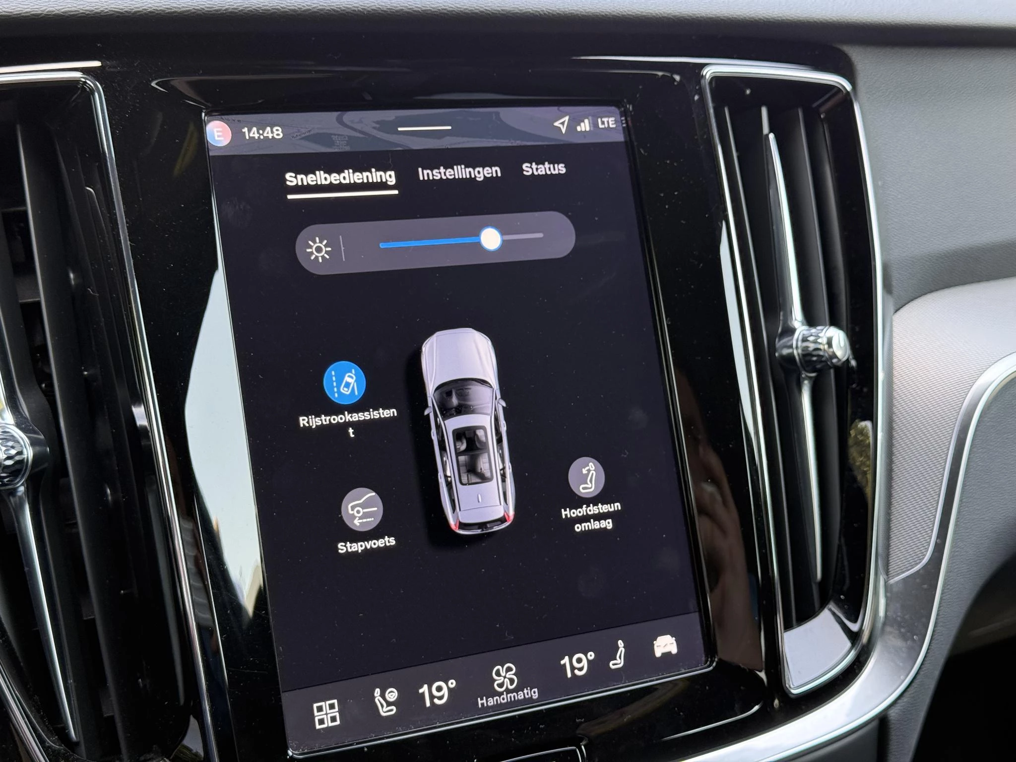 Volvo-V60-image-27