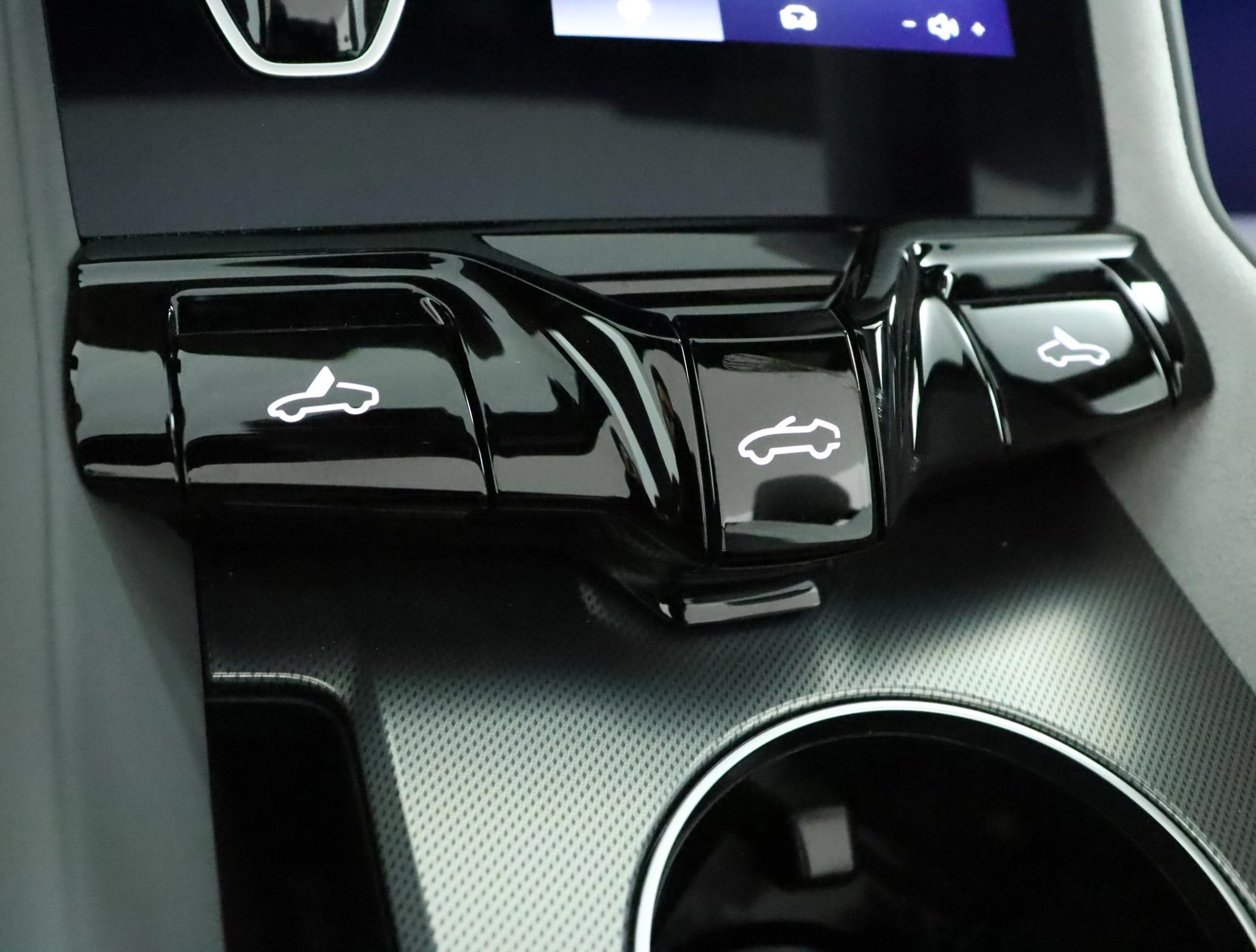 MG Cyberster Trophy Extended Range 77kWh