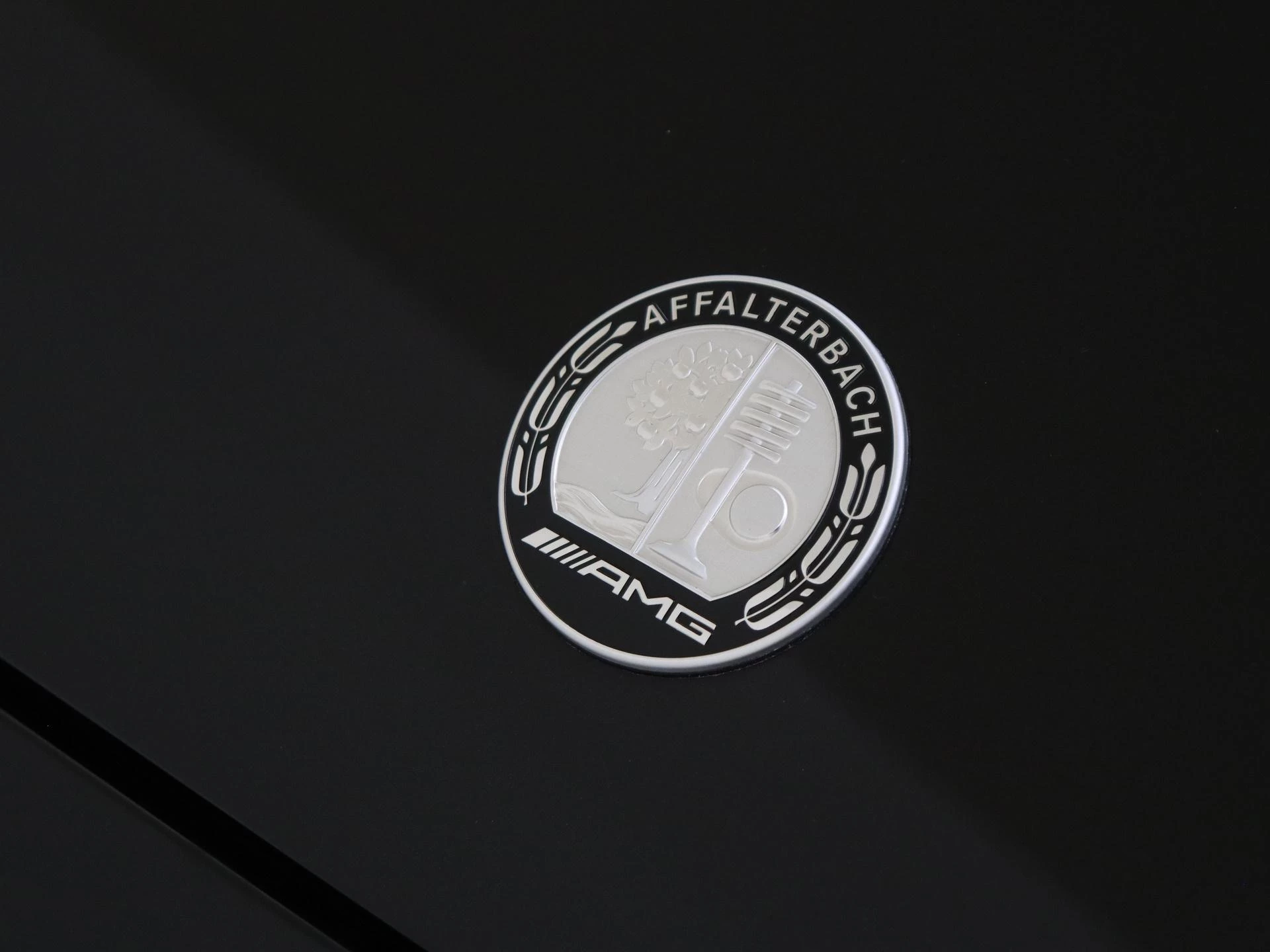 Mercedes-Benz-S-Klasse-image-36