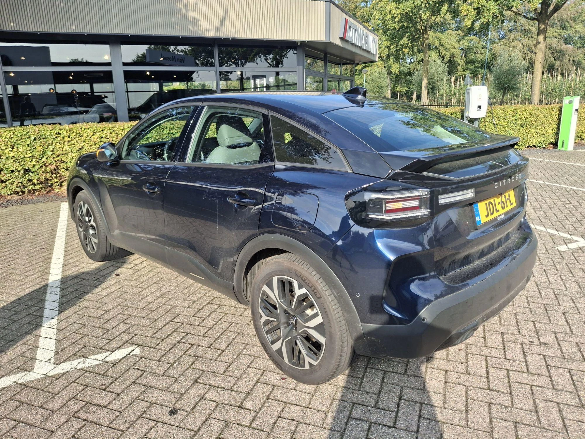 Citroën-ë-C4-image-4