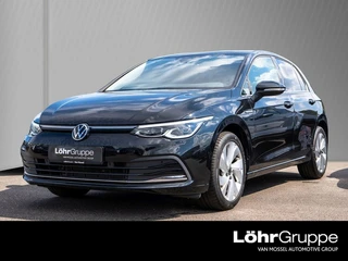 Volkswagen Golf VIII 1.5 eTSI DSG Style Business Premium