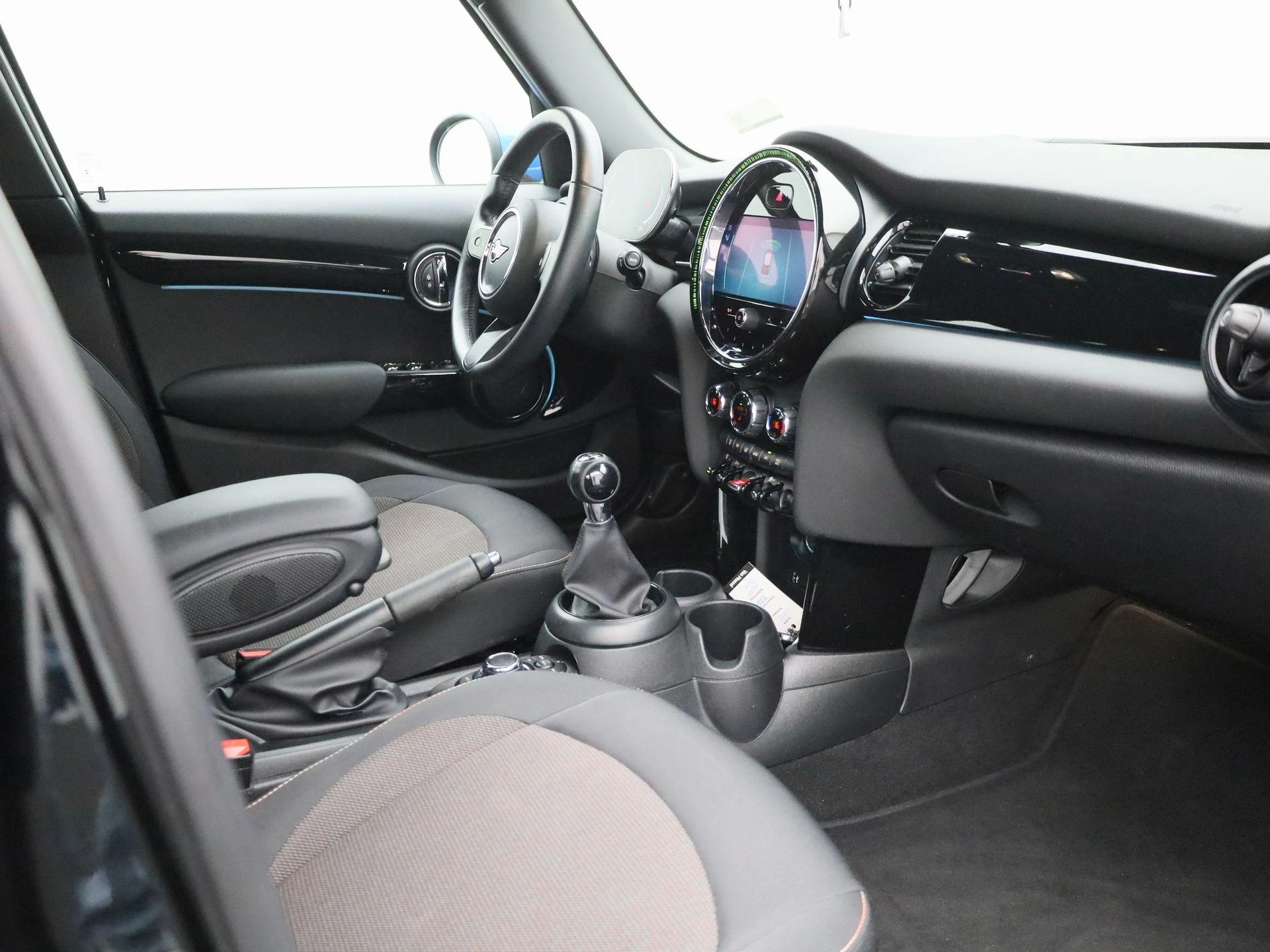 MINI-One-image-27