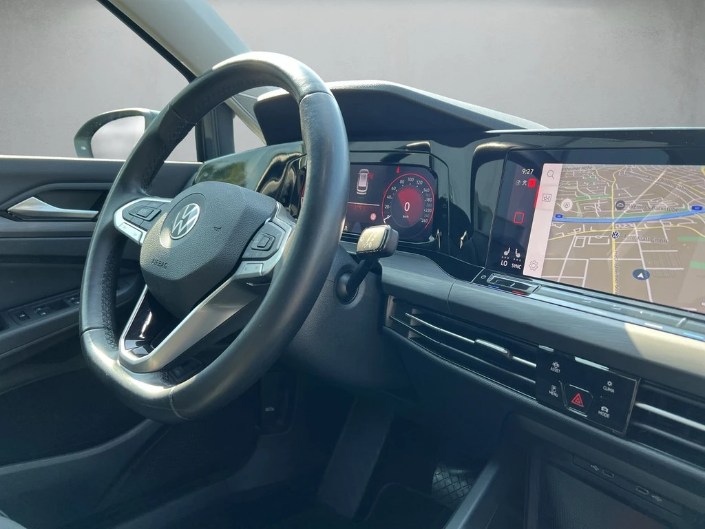 Volkswagen-Golf-image-6