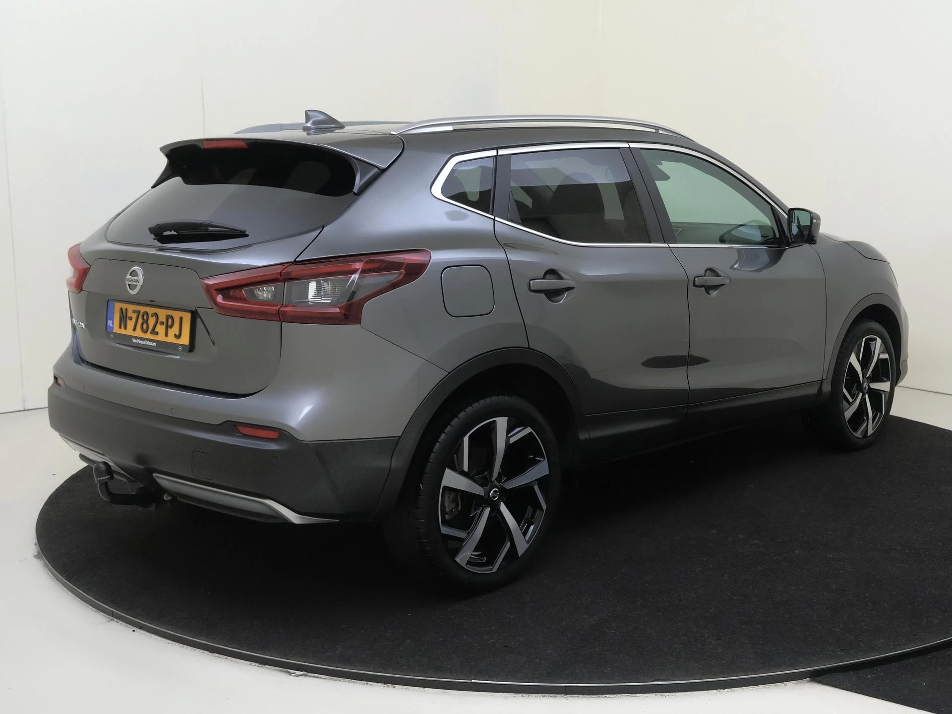Nissan-QASHQAI-image-3