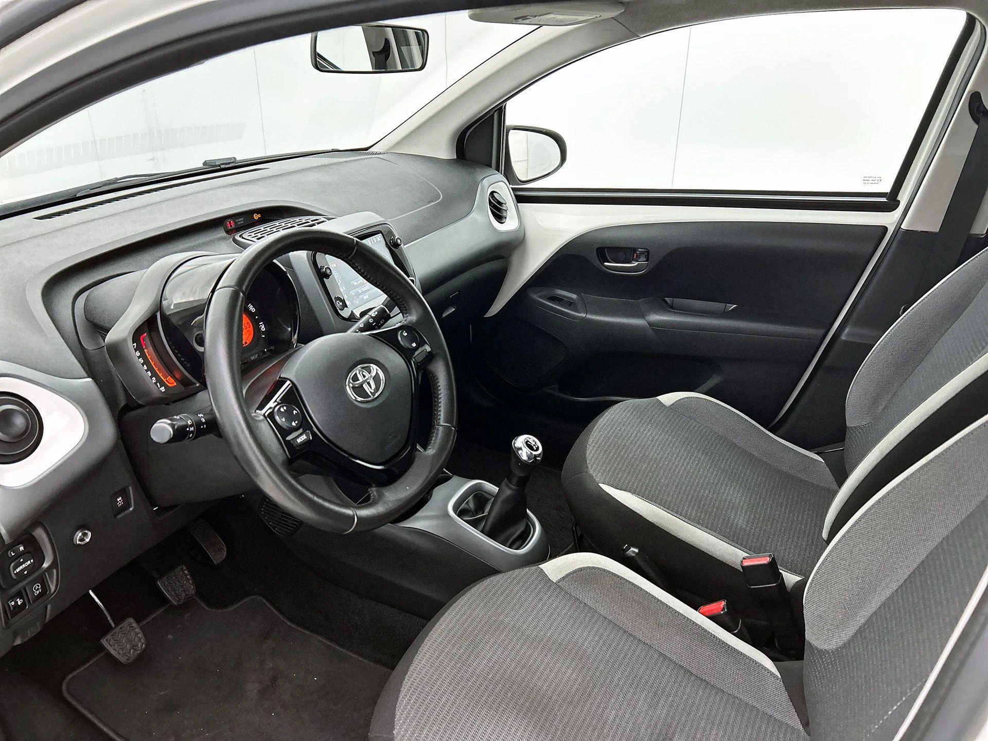 Toyota-Aygo-image-7