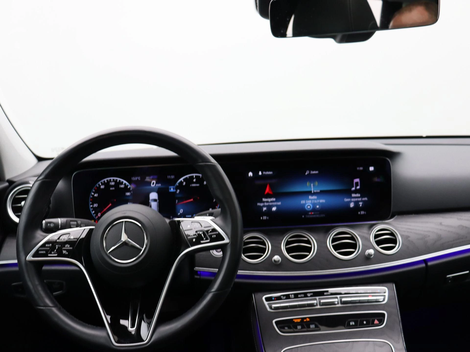Mercedes-Benz Classe E 200 Business Solution Estate + LEDER + PANO DAK + BURMESTER + TREKHAAK +360VIEW