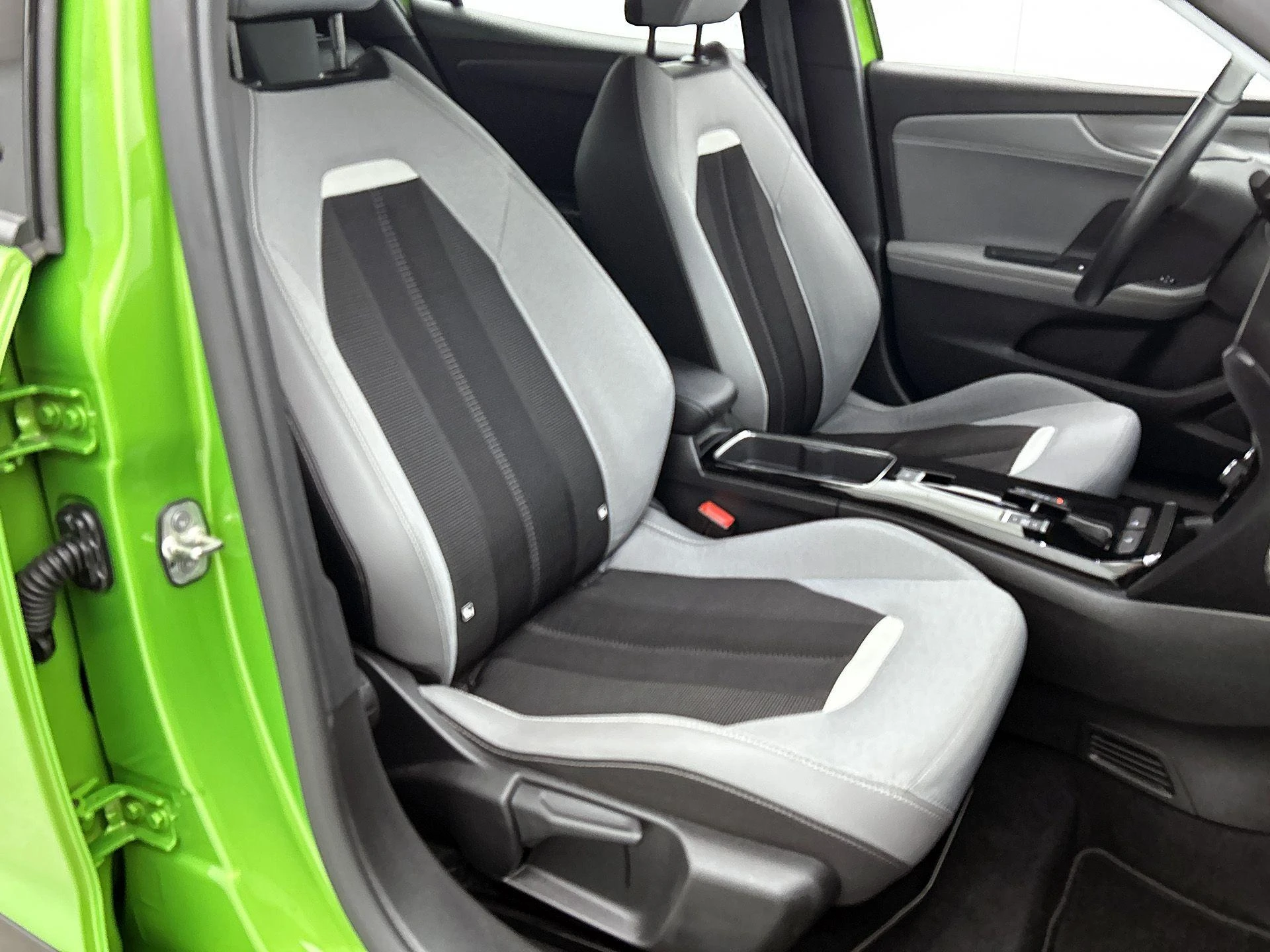 Opel Mokka-e Elegance 50-kWh 11kw bl.