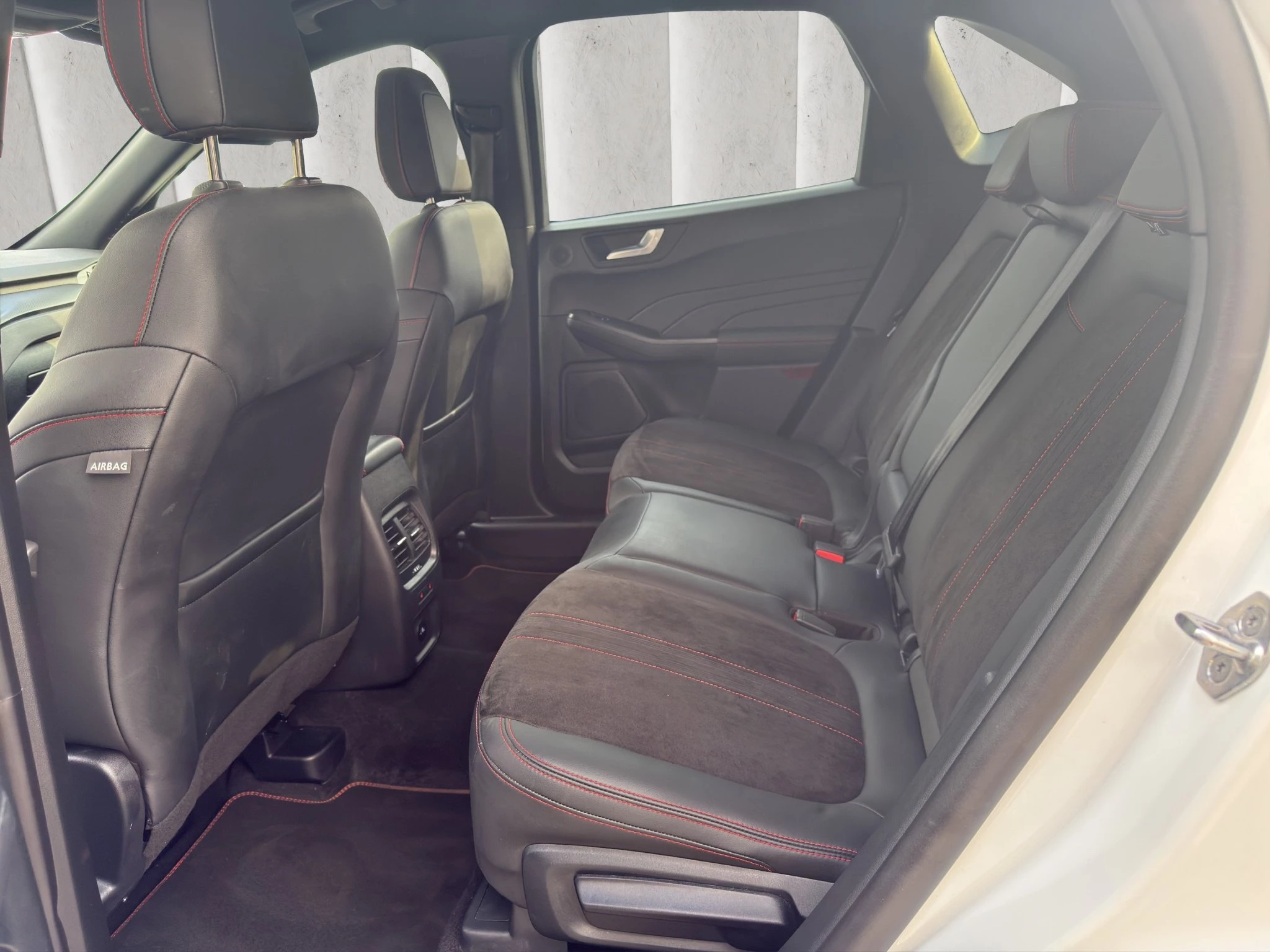 Ford Kuga ST-Line X Aut.*360GRAD*LED-MATRIX*NAVI*GRA*WINTER-PKT.